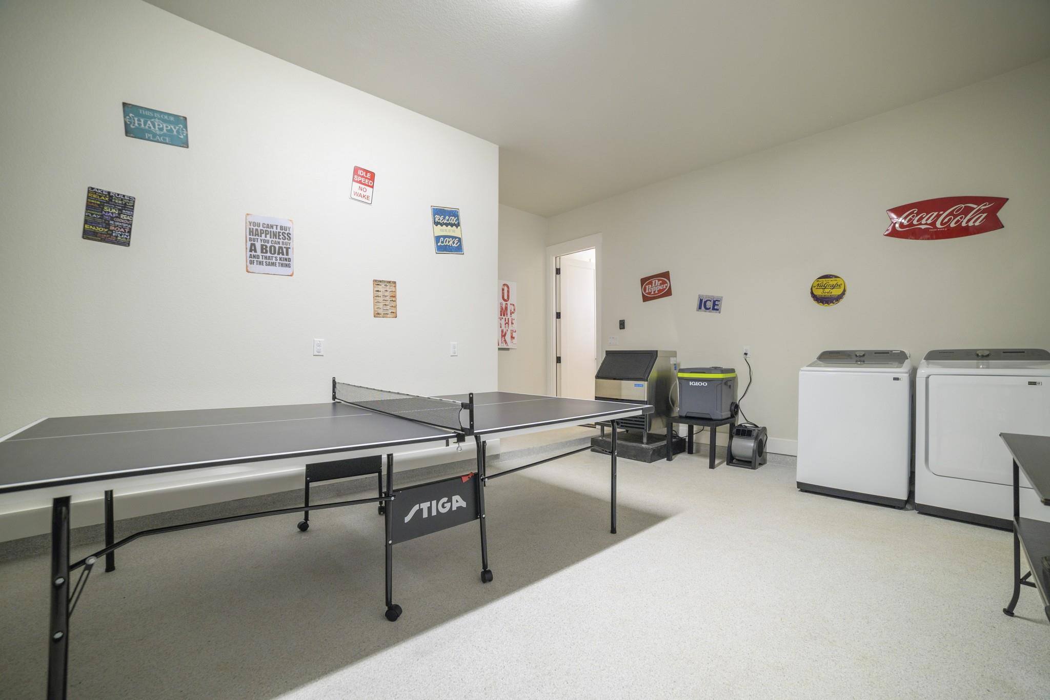 218 Sleepy Oaks Dr, Kingsland, TX 78639