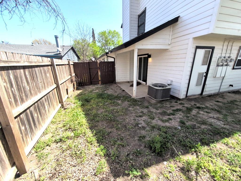 3413 LYNRIDGE Dr # B, Austin, TX 78723