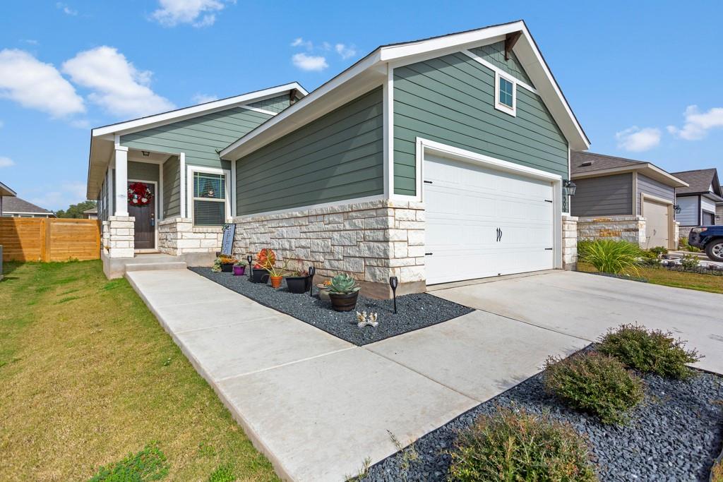 309 Trellis Blvd, Leander, TX 78641