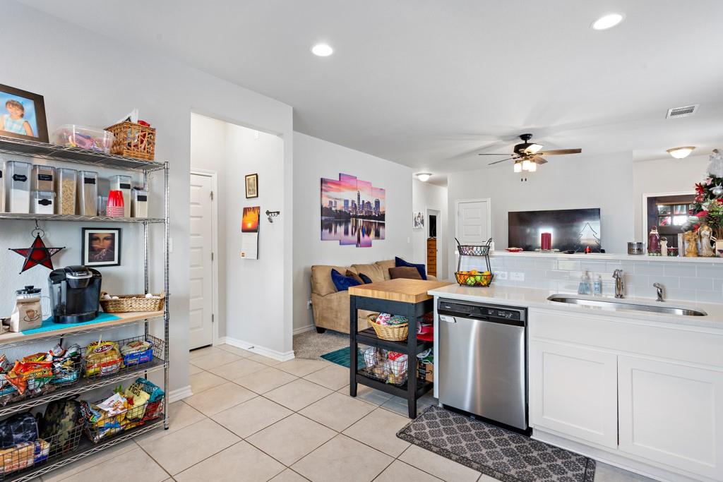 309 Trellis Blvd, Leander, TX 78641