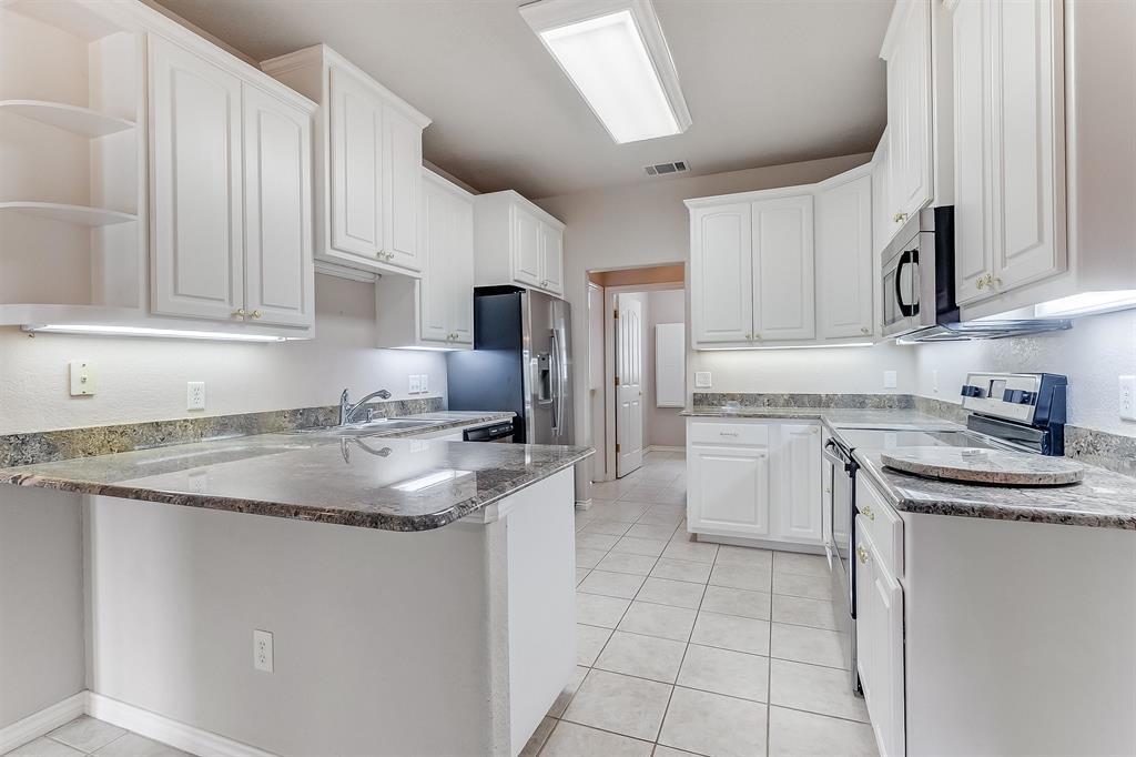 416 Highland Dr, Marble Falls, TX 78654