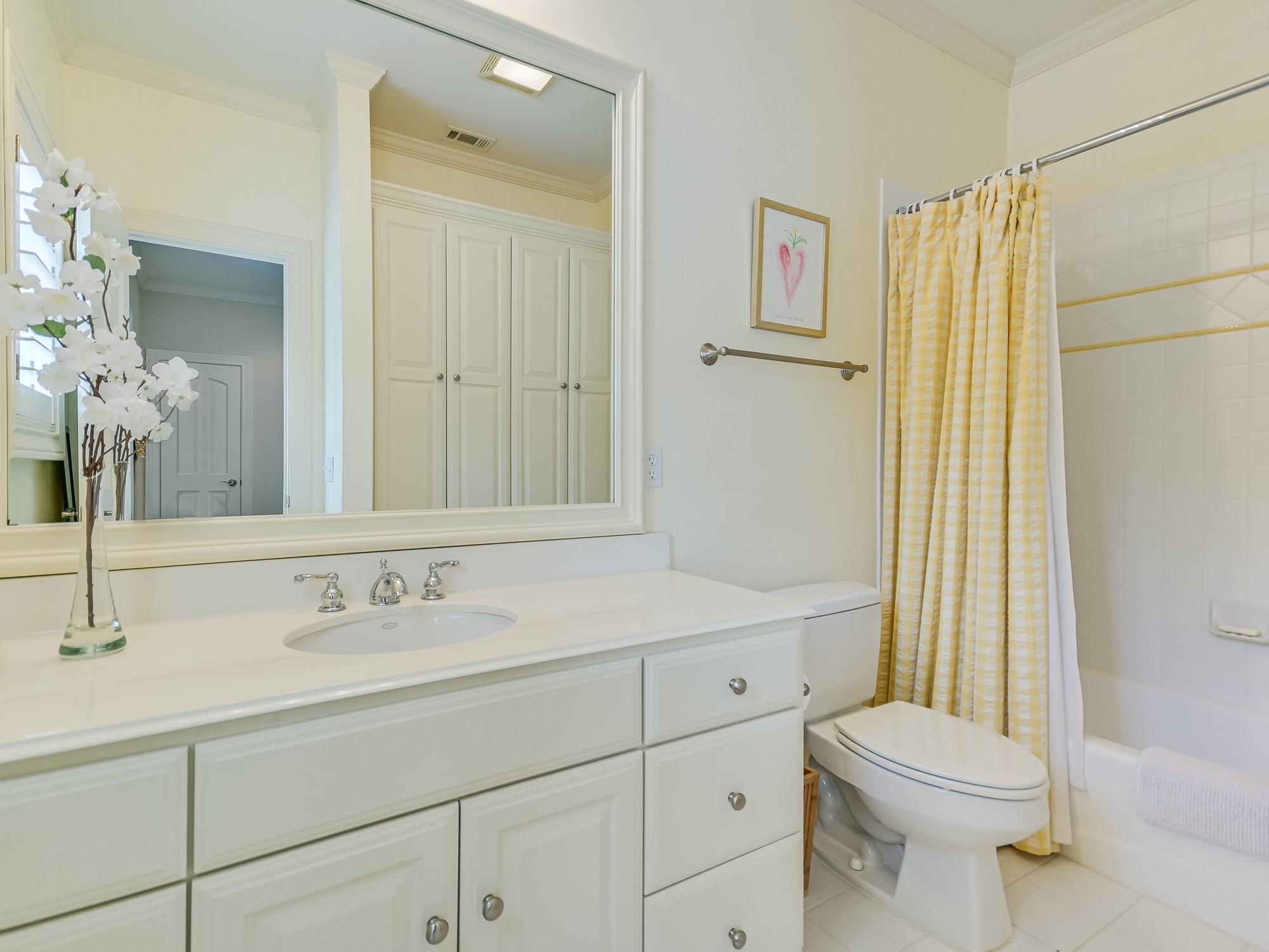 2510 W 35th St, Austin, TX 78703