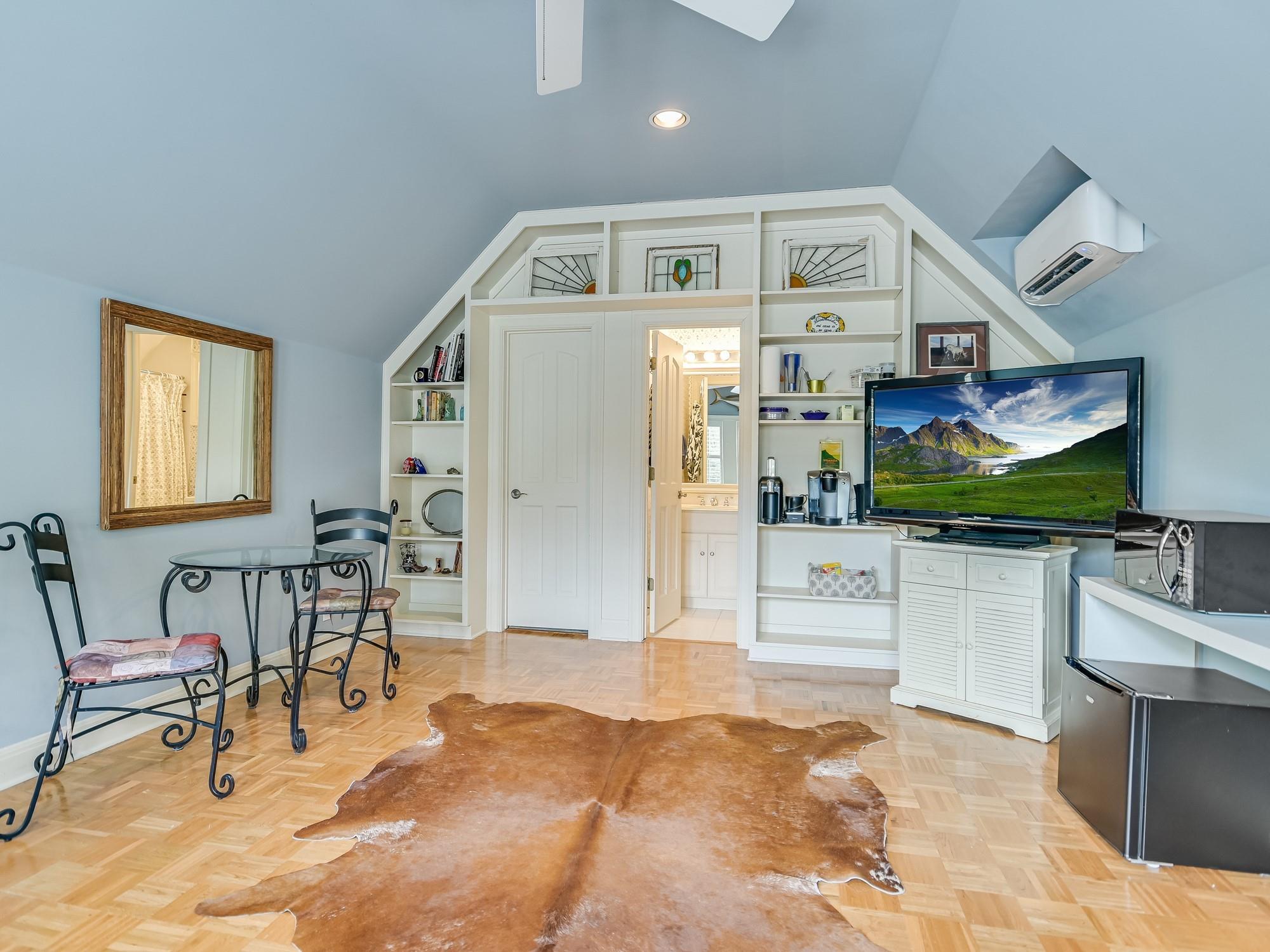2510 W 35th St, Austin, TX 78703