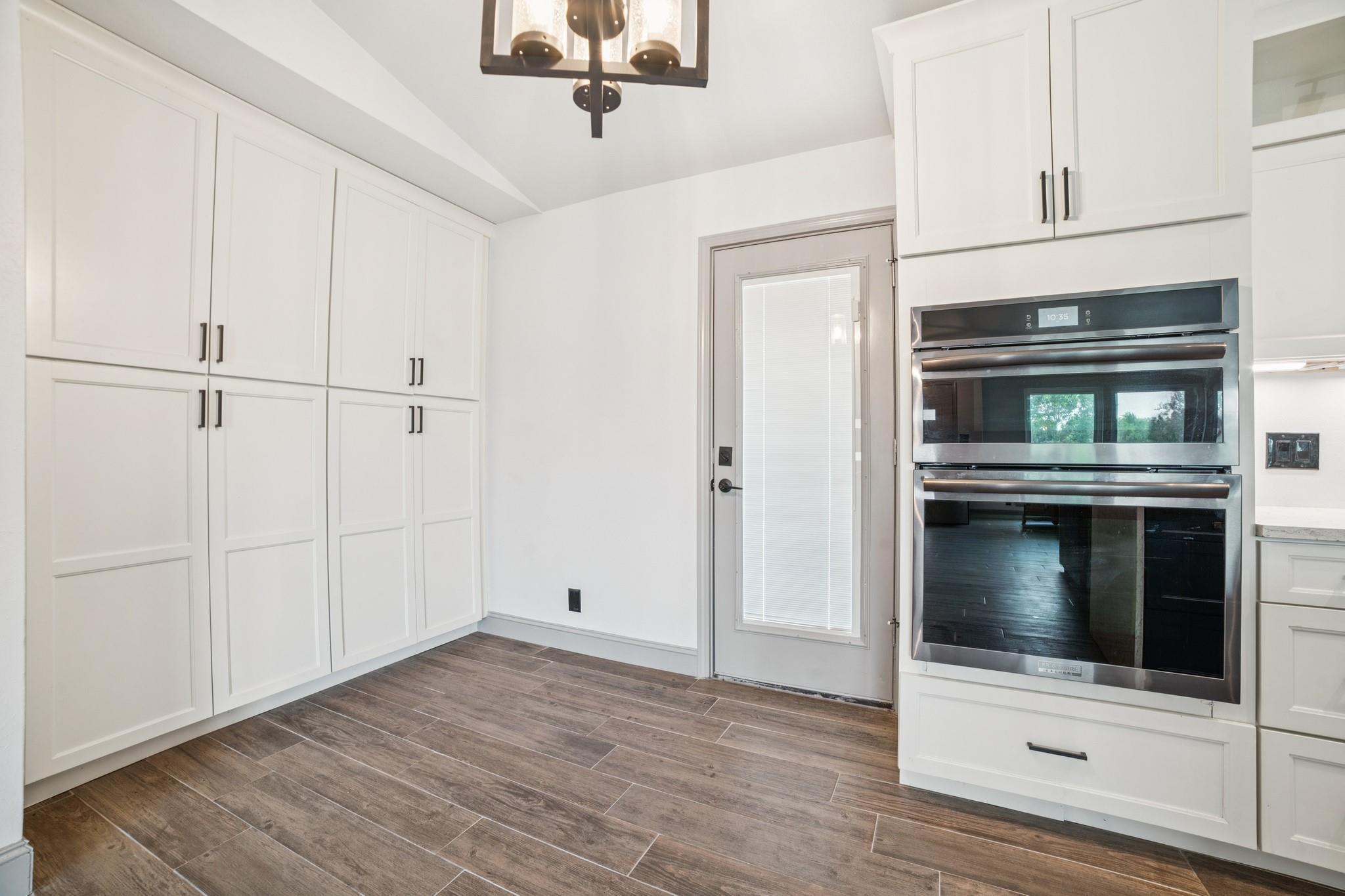 9600 Claxton Dr, Austin, TX 78736
