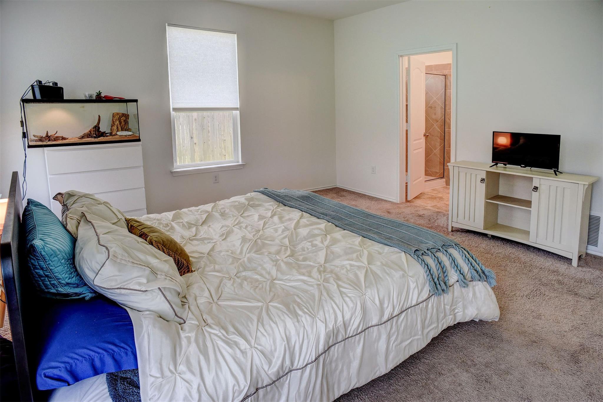 1928 Dragonfly Loop, Bastrop, TX 78602