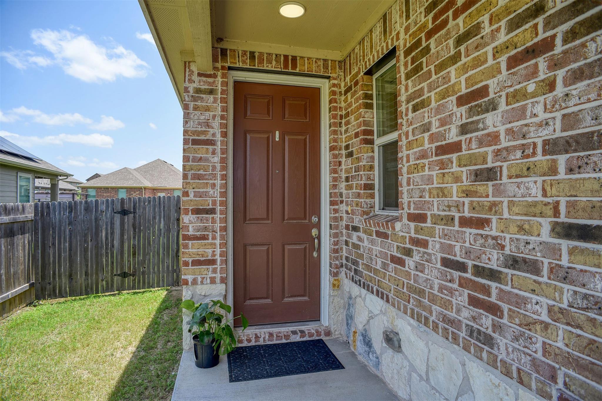 1928 Dragonfly Loop, Bastrop, TX 78602