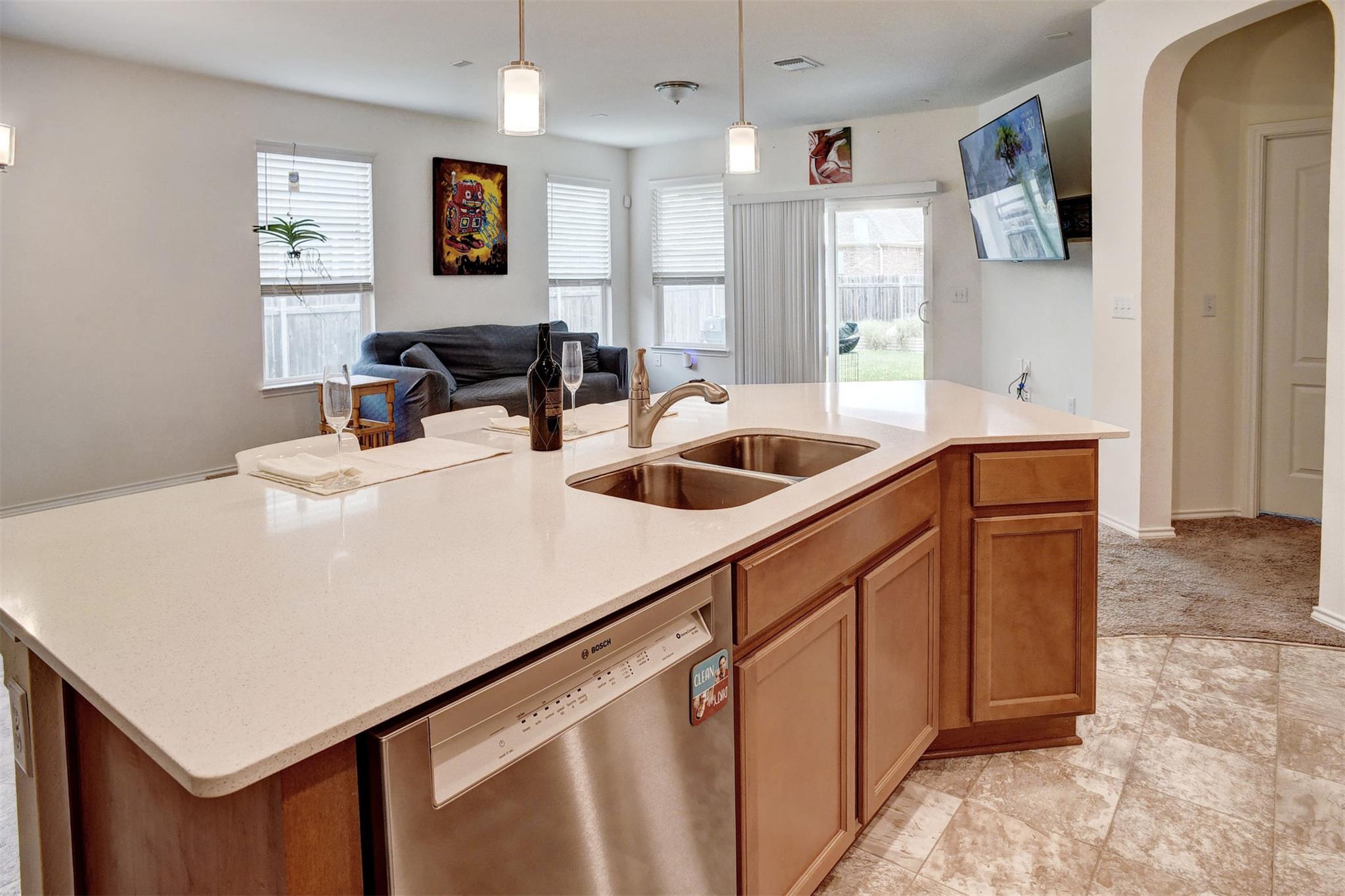 1928 Dragonfly Loop, Bastrop, TX 78602