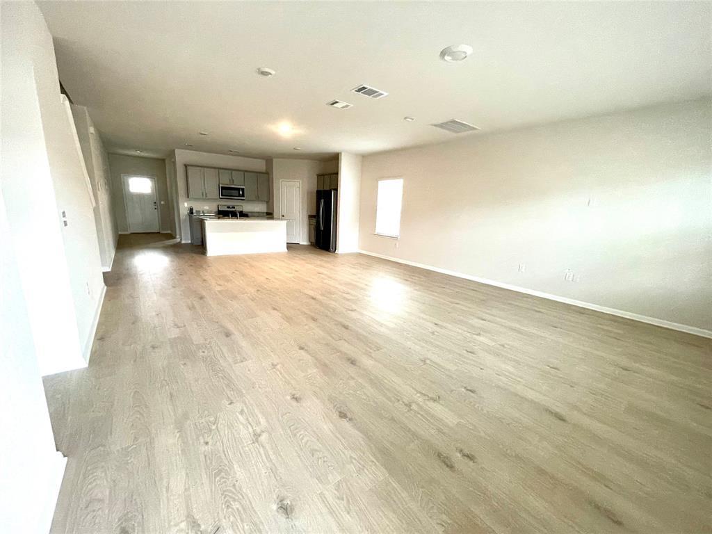 2440 Bear Juice Vw, Leander, TX 78641