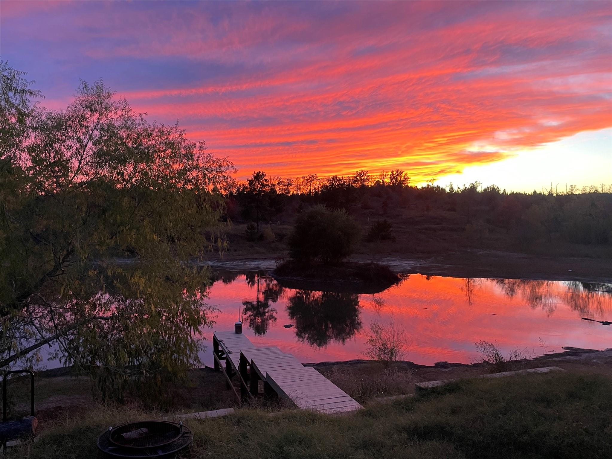 Smithville, TX 78957