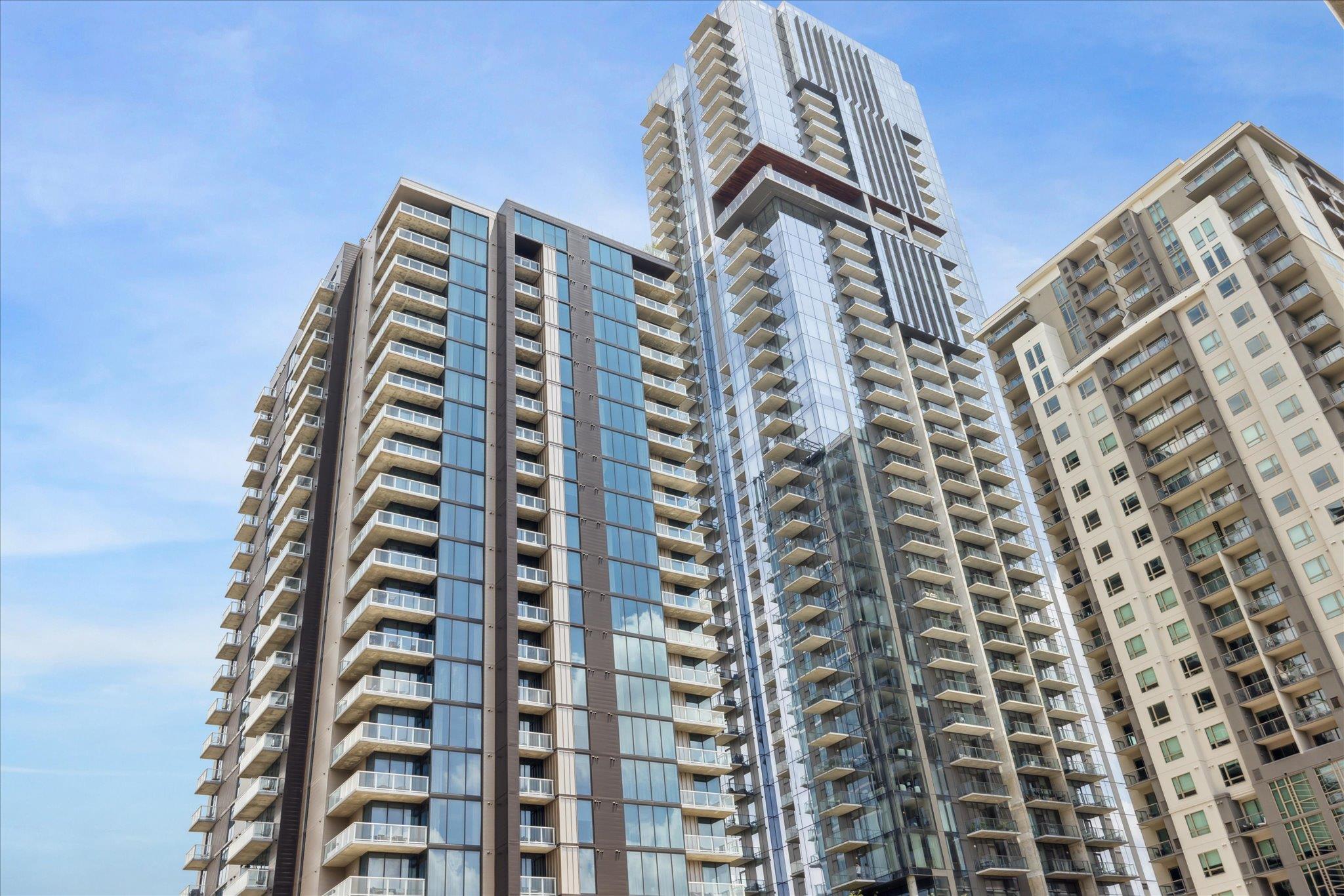 54 Rainey St # 815, Austin, TX 78701