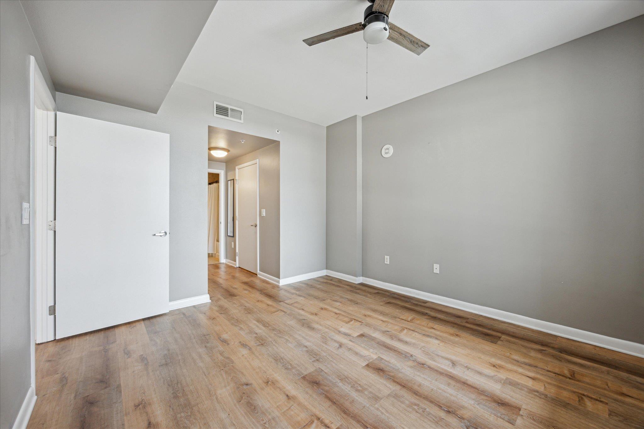 54 Rainey St # 815, Austin, TX 78701