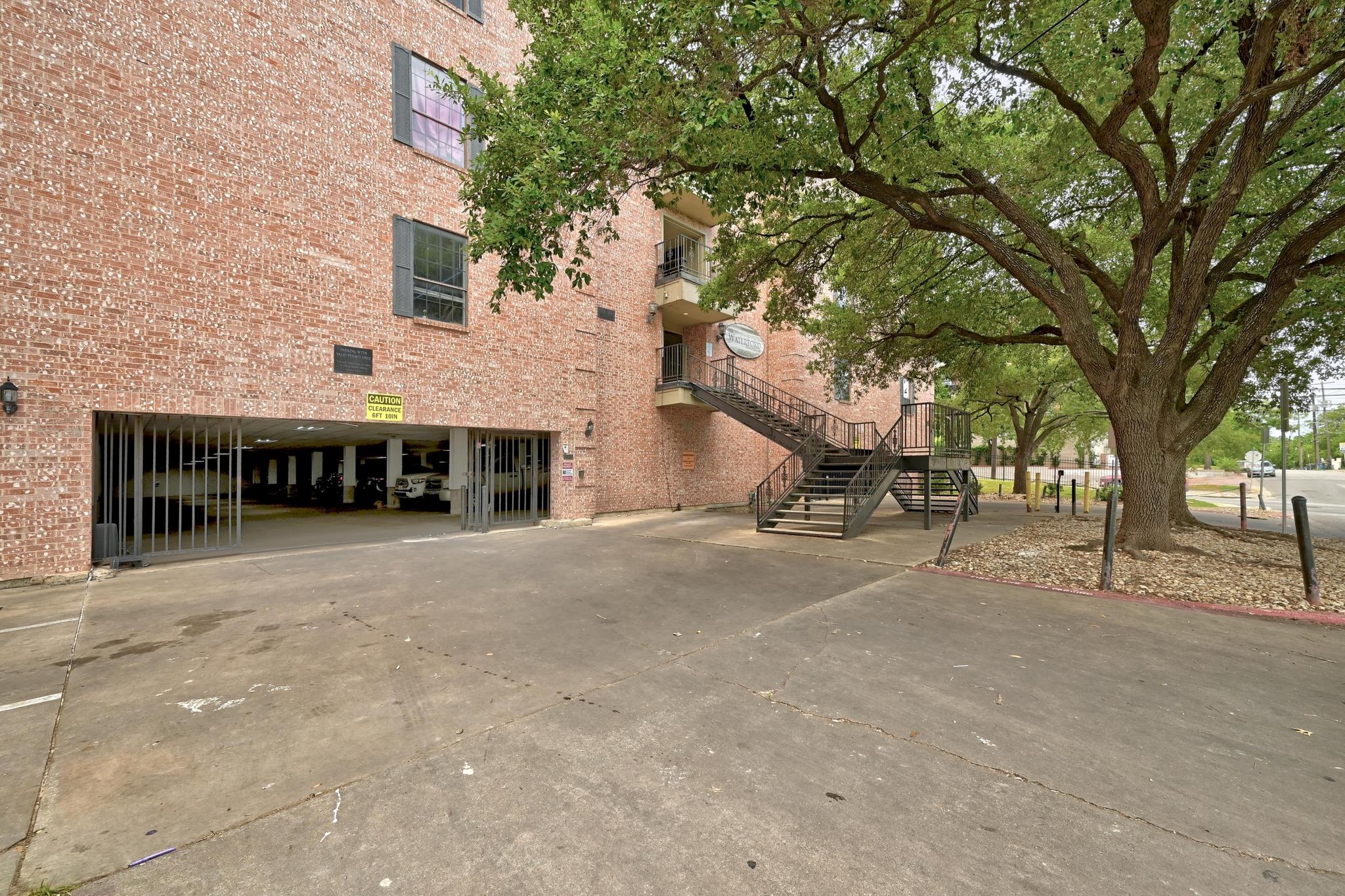 2401 Leon St # 306, Austin, TX 78705