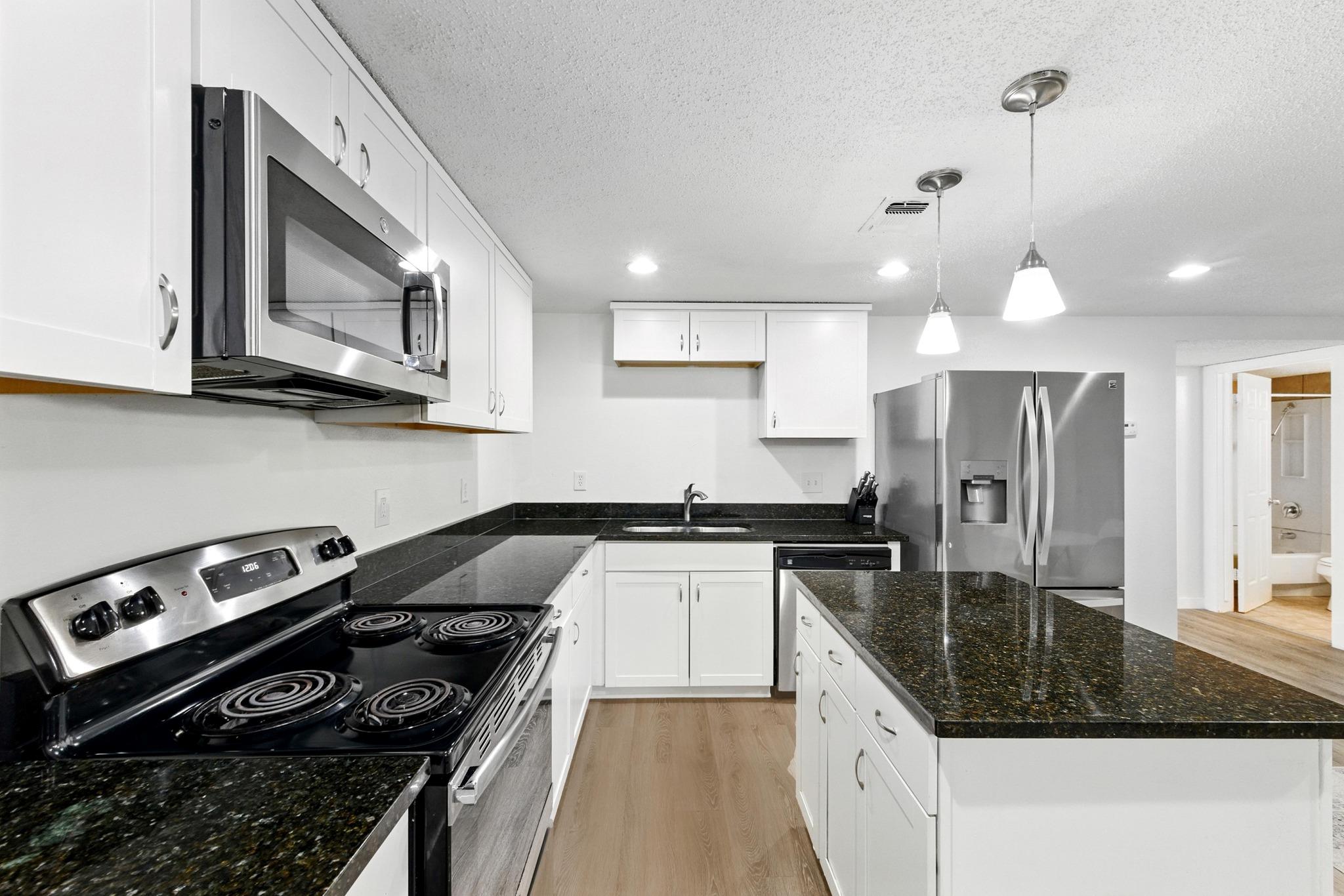 2401 Leon St # 306, Austin, TX 78705