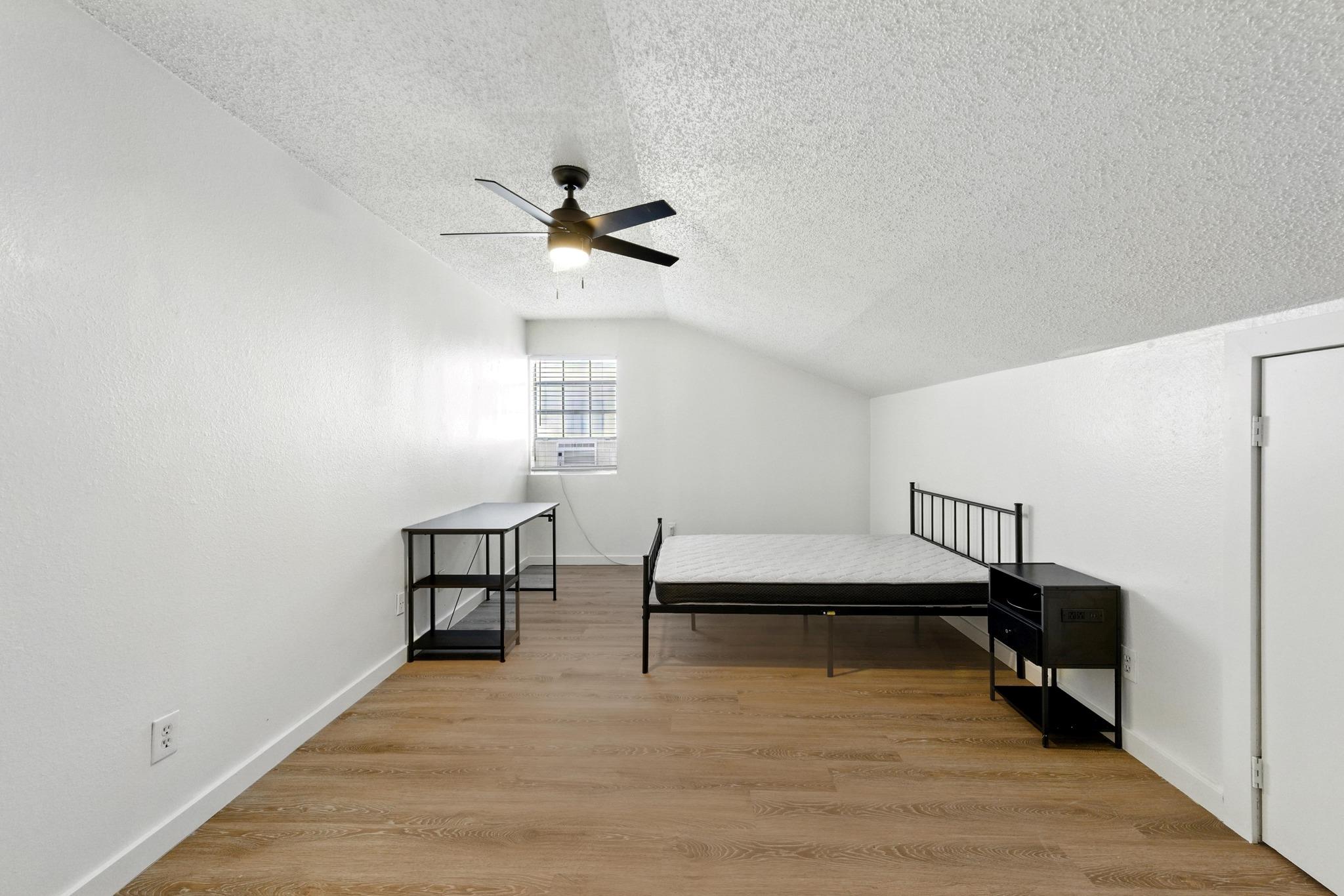 2401 Leon St # 306, Austin, TX 78705