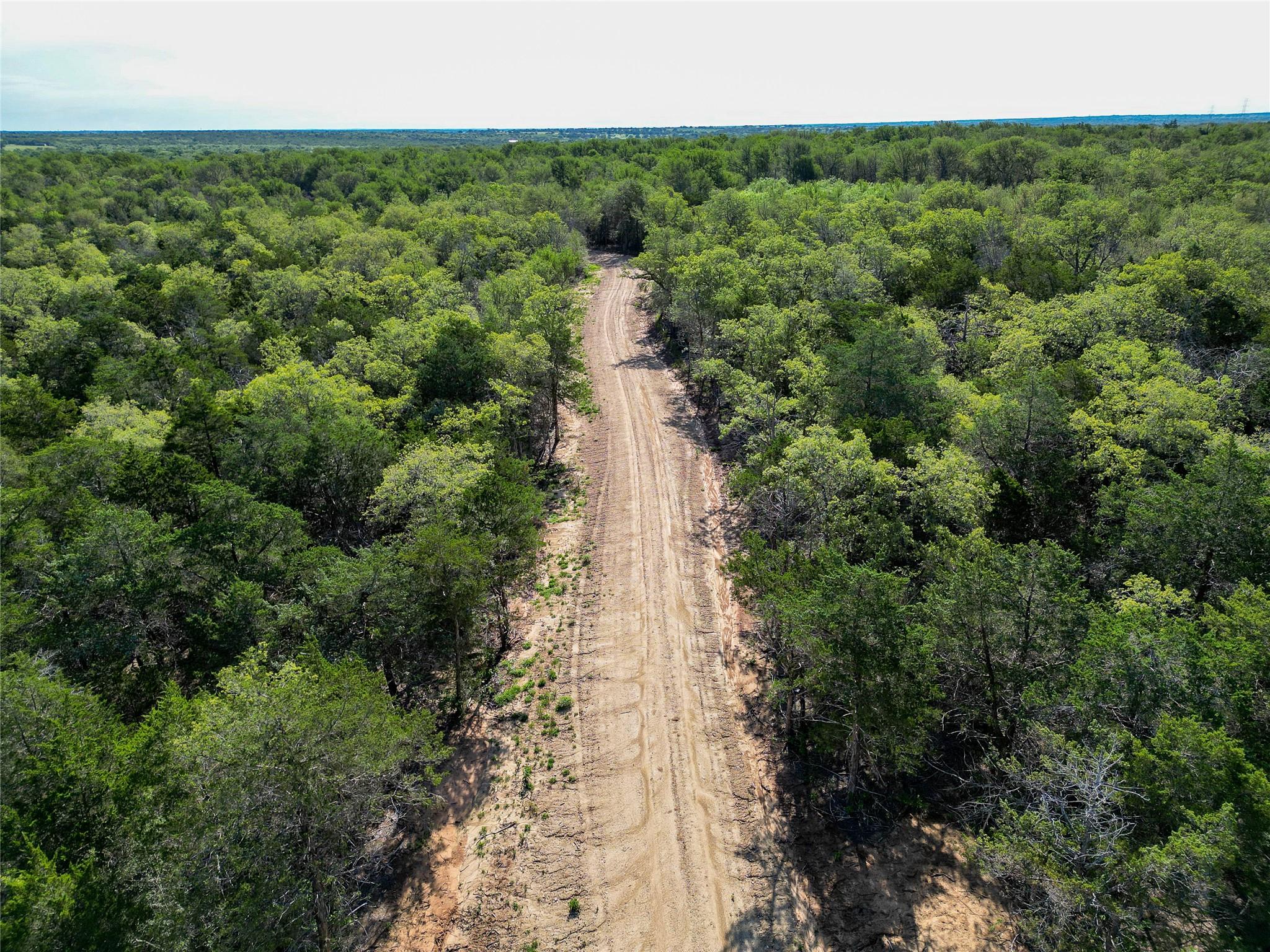 995 Carter Rd, Dale, TX 78616