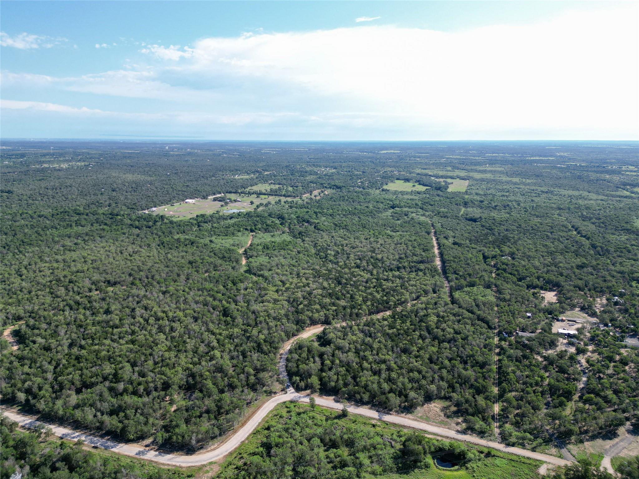 995 Carter Rd, Dale, TX 78616