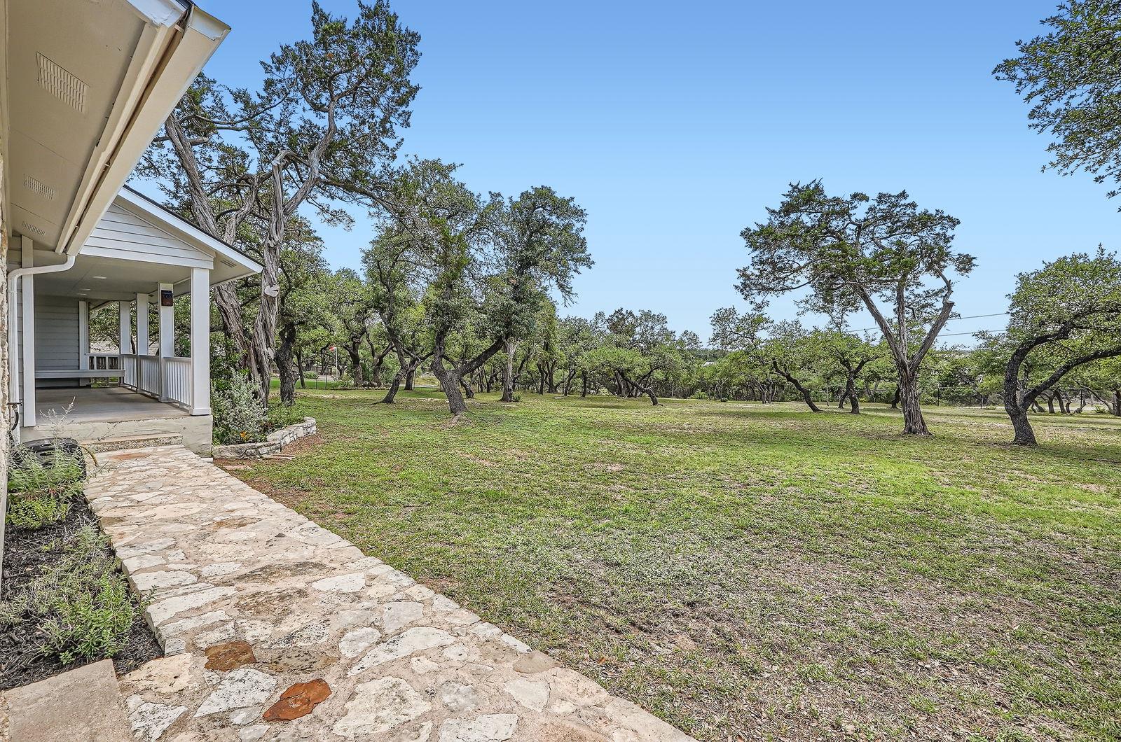 1005 Westland Ridge Rd, Dripping Springs, TX 78620