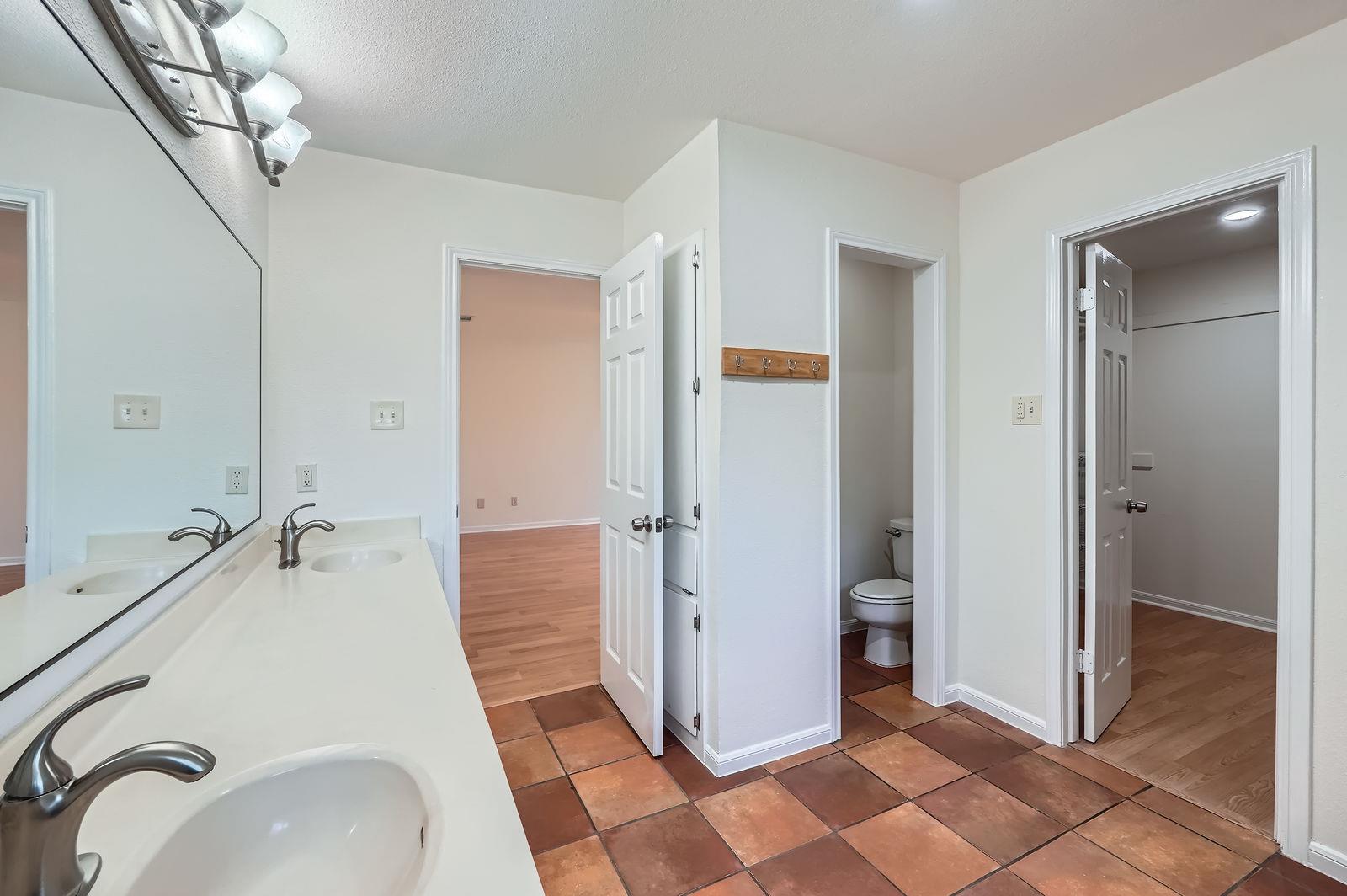 1005 Westland Ridge Rd, Dripping Springs, TX 78620