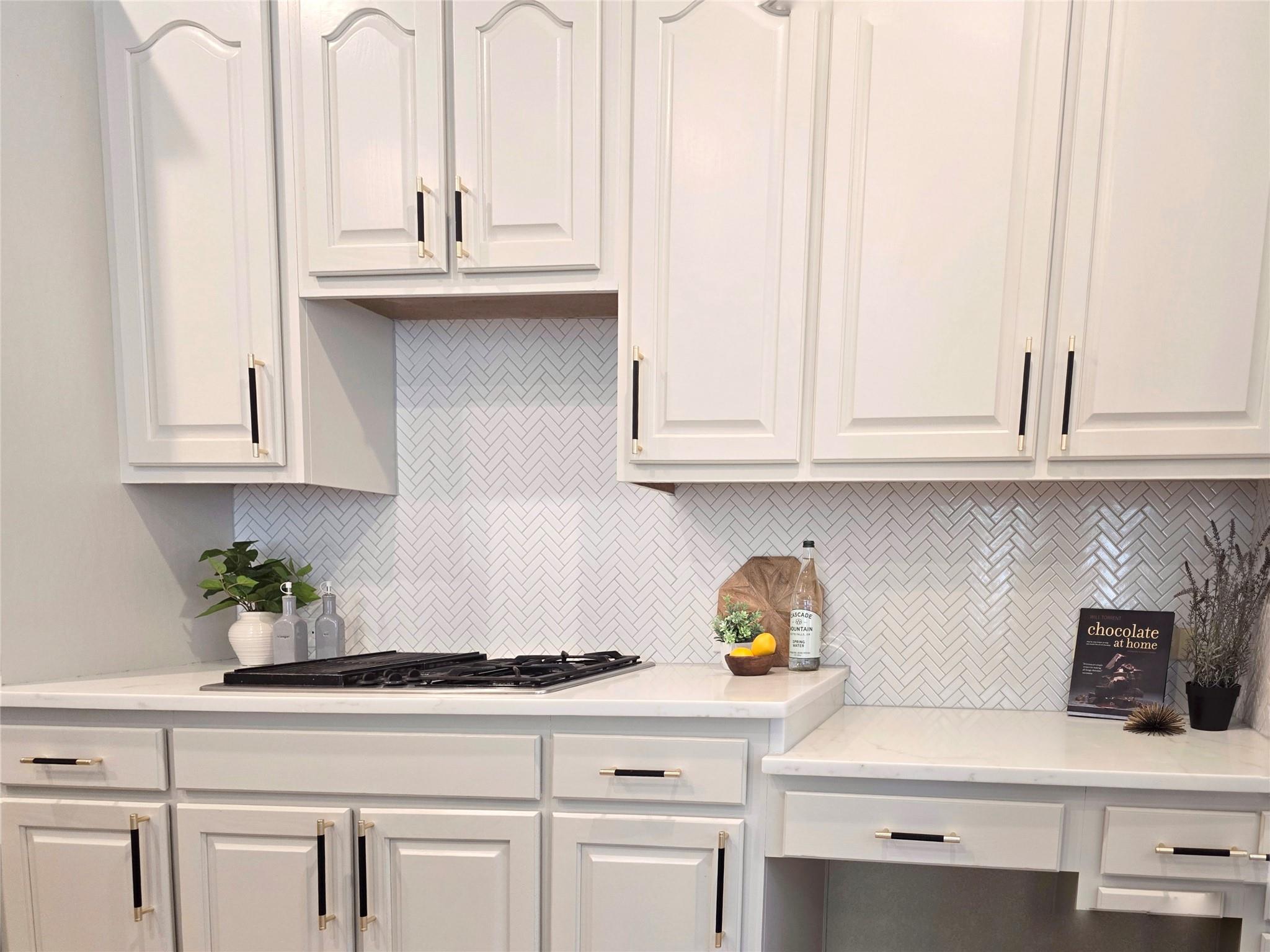 10303 Spicewood Pkwy, Austin, TX 78750