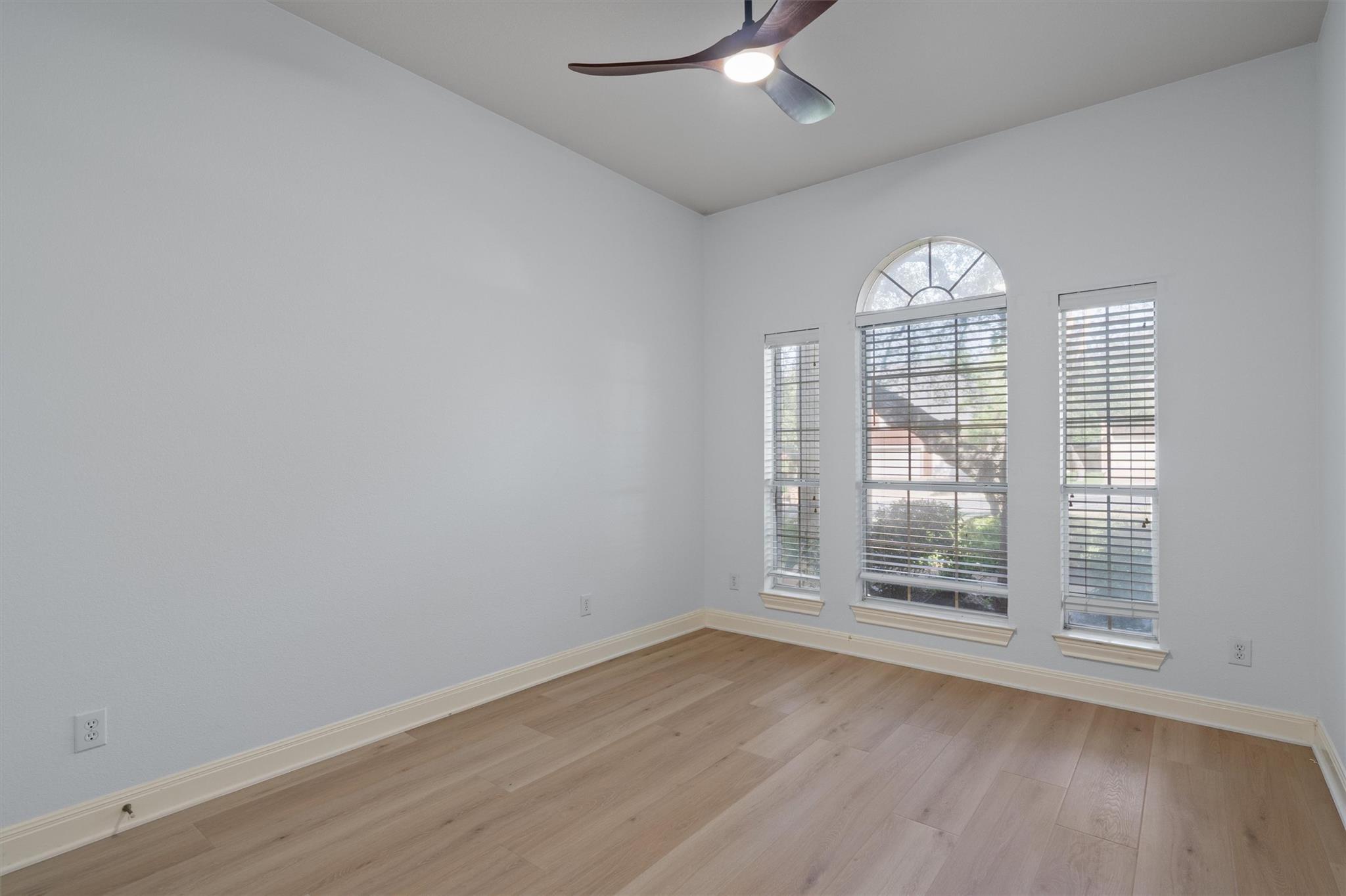 10303 Spicewood Pkwy, Austin, TX 78750