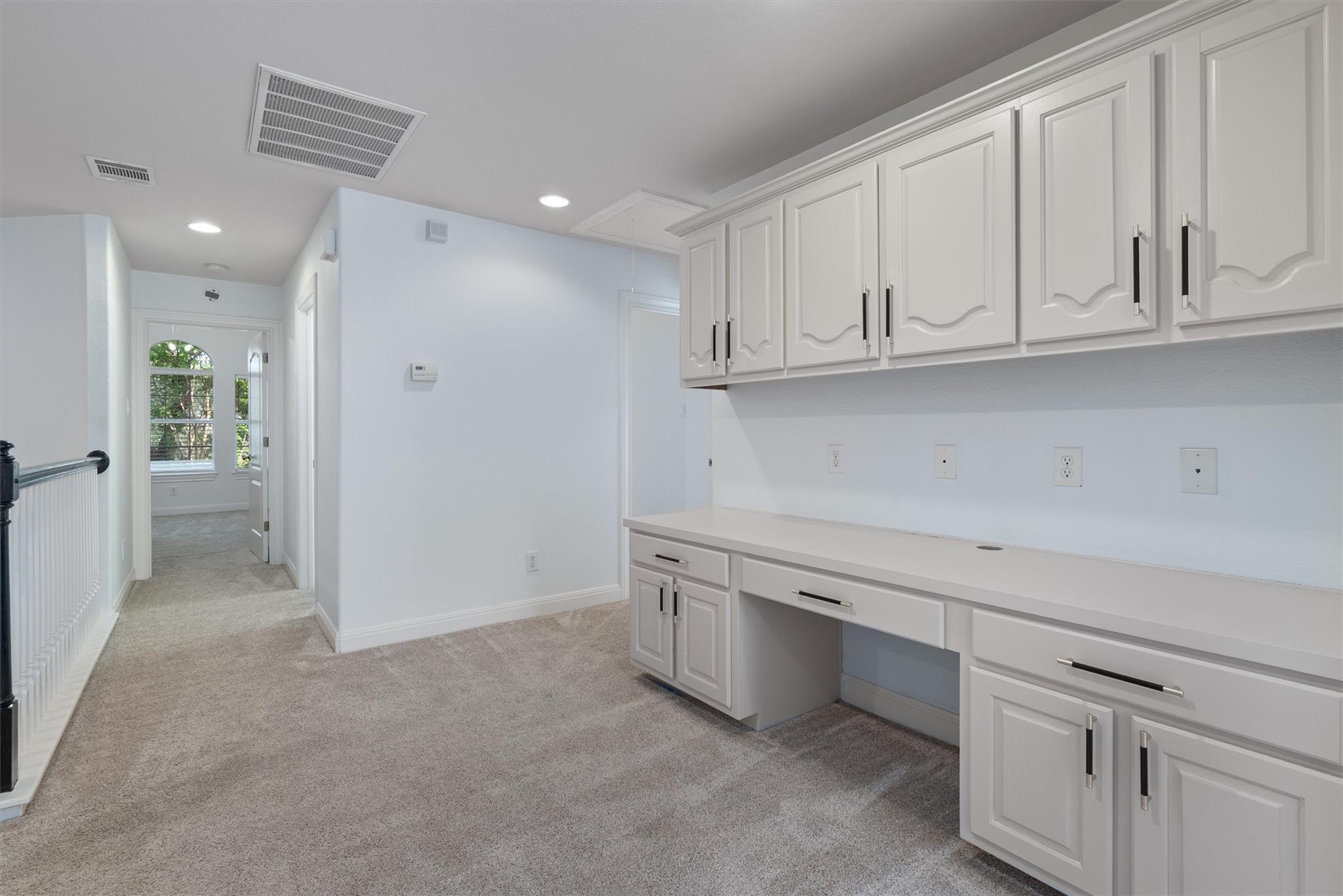 10303 Spicewood Pkwy, Austin, TX 78750