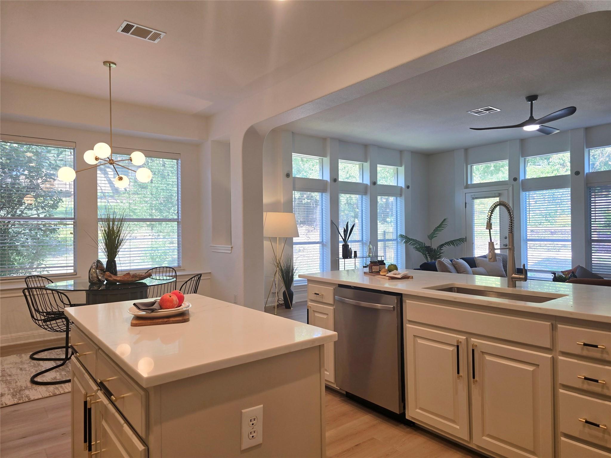 10303 Spicewood Pkwy, Austin, TX 78750