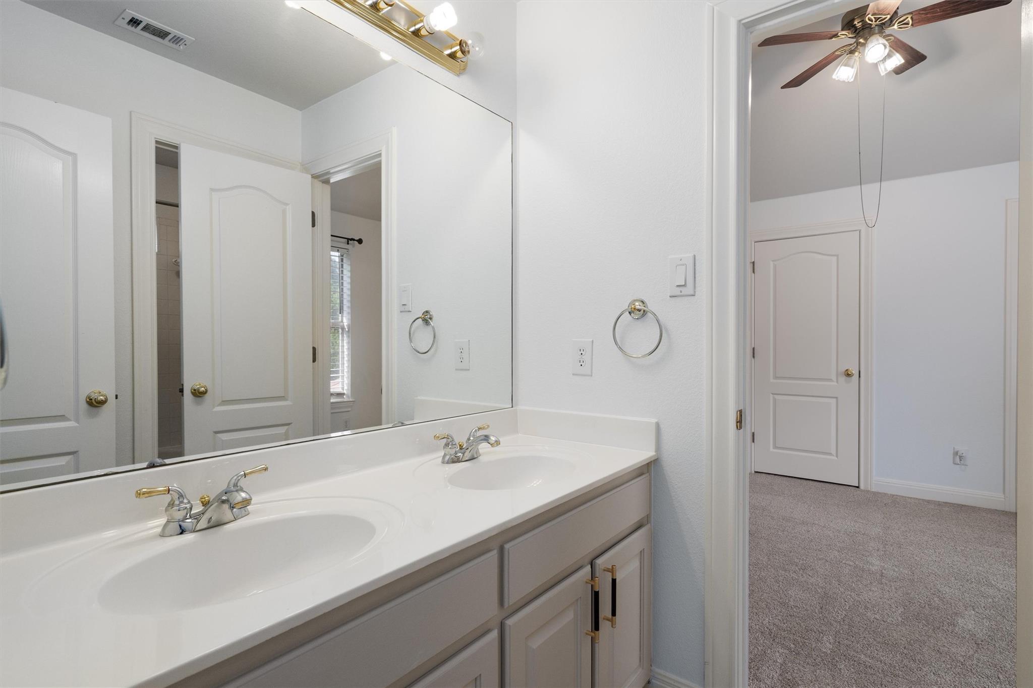 10303 Spicewood Pkwy, Austin, TX 78750