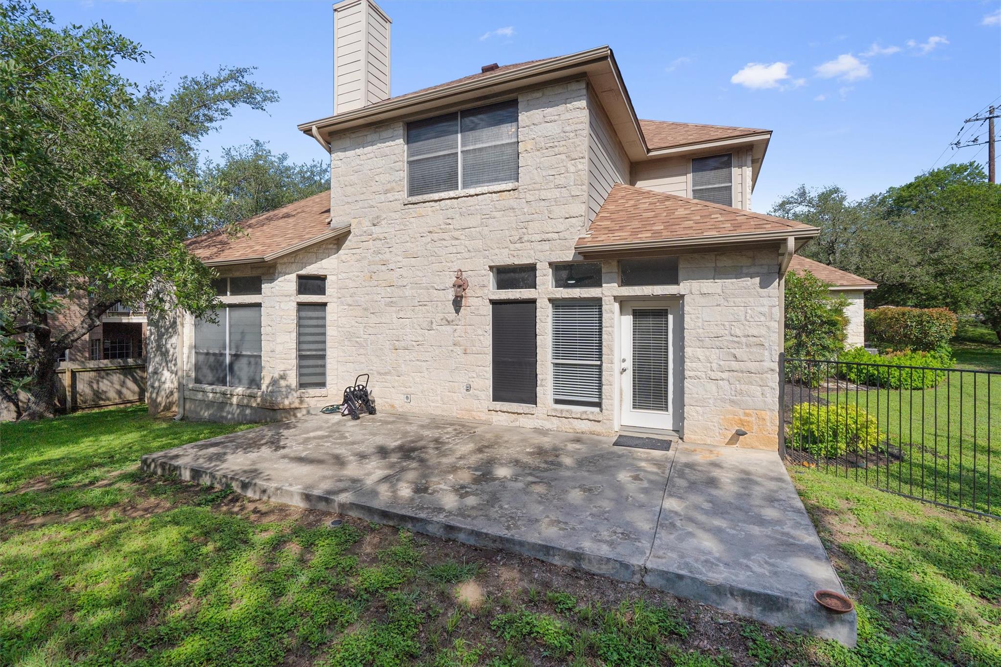 10303 Spicewood Pkwy, Austin, TX 78750