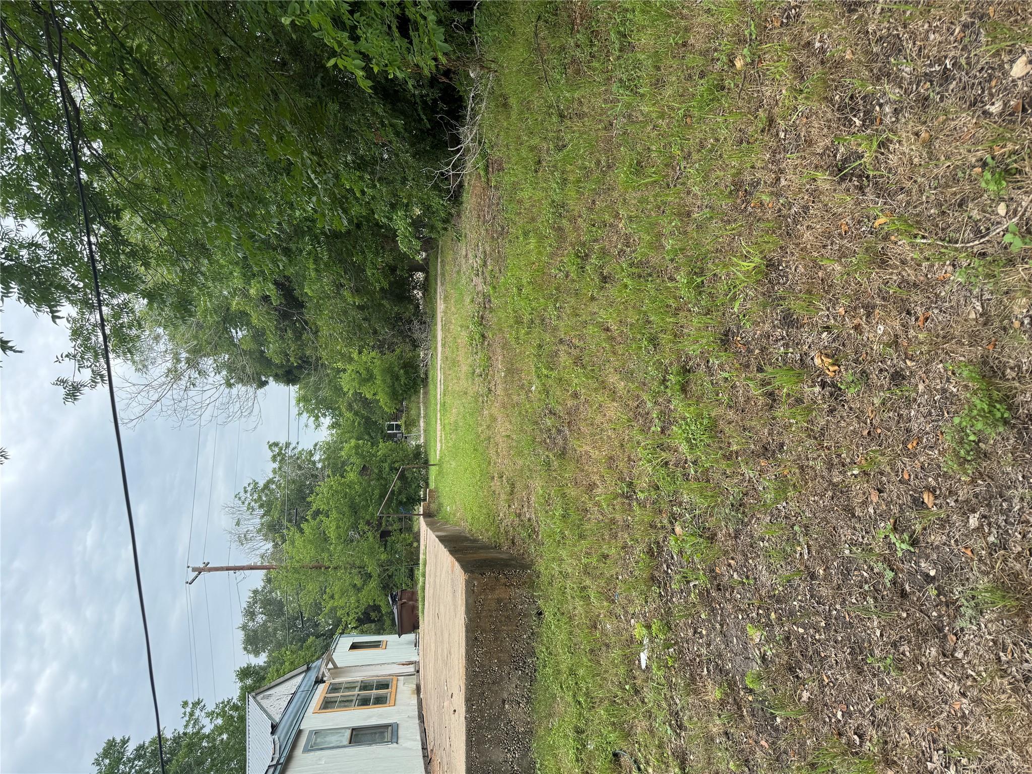 1105 Red River St, Lockhart, TX 78644