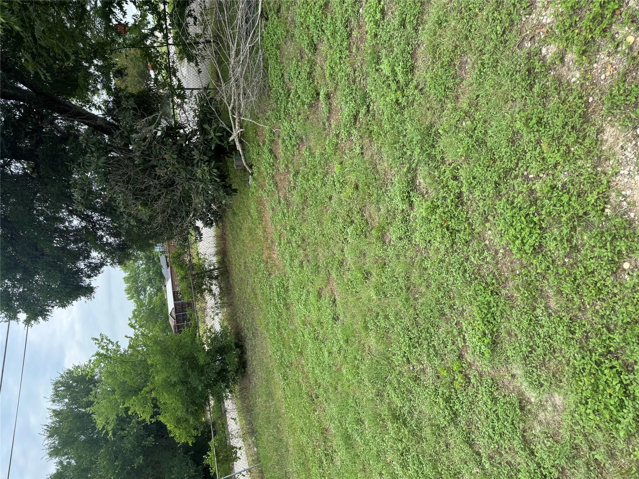 1105 Red River St, Lockhart, TX 78644