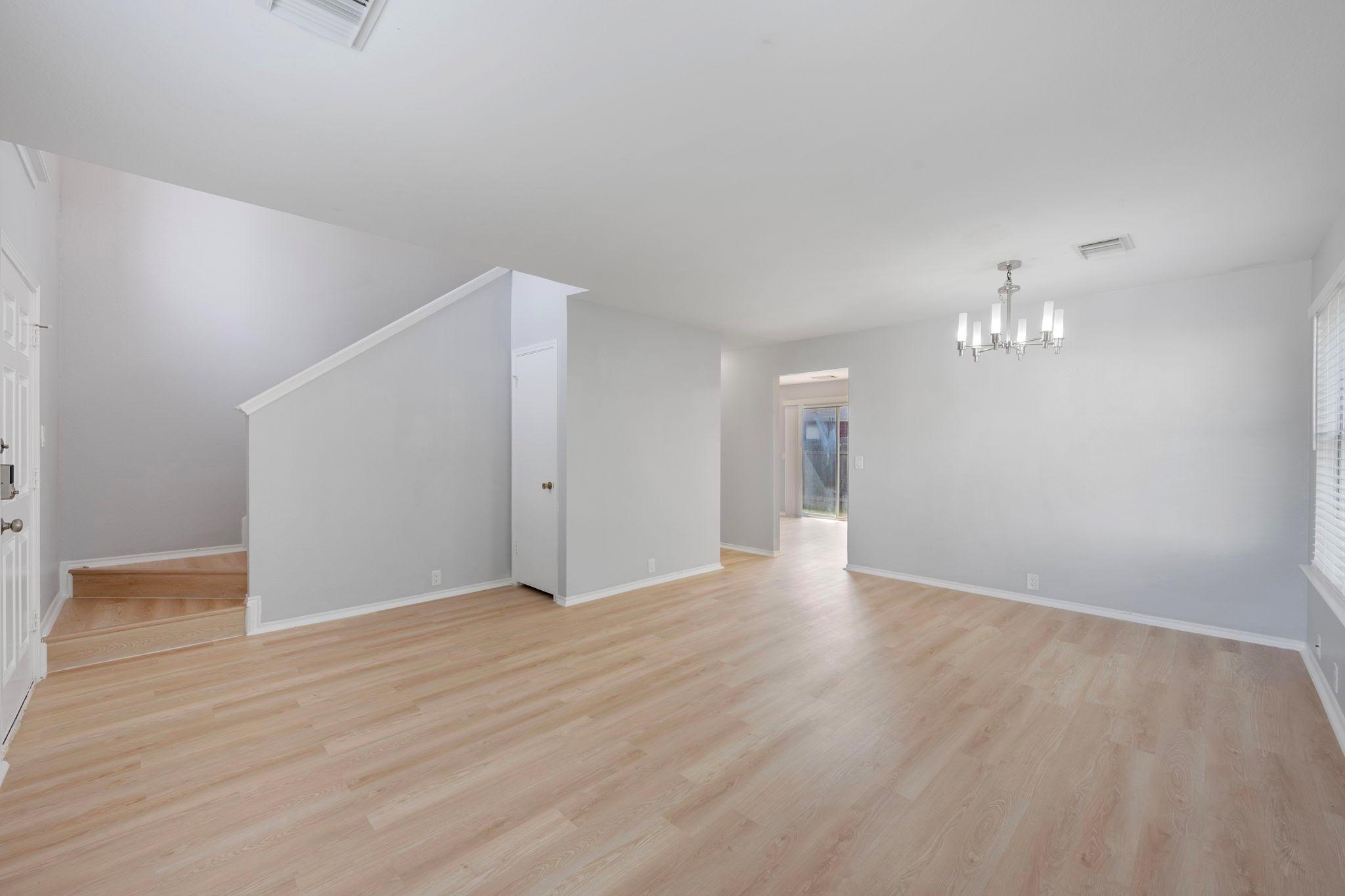 906 Low Brim Cv, Pflugerville, TX 78660