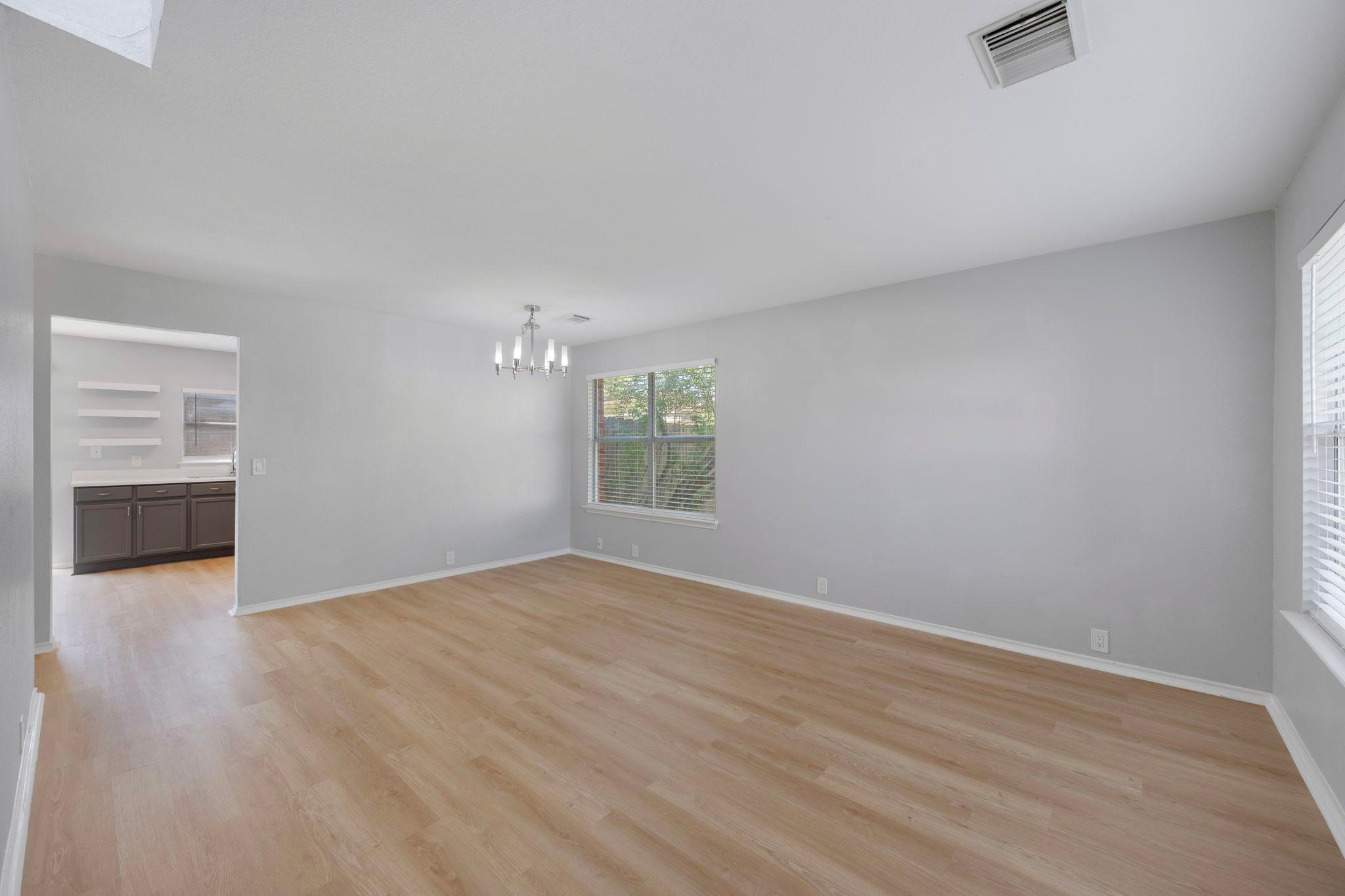 906 Low Brim Cv, Pflugerville, TX 78660