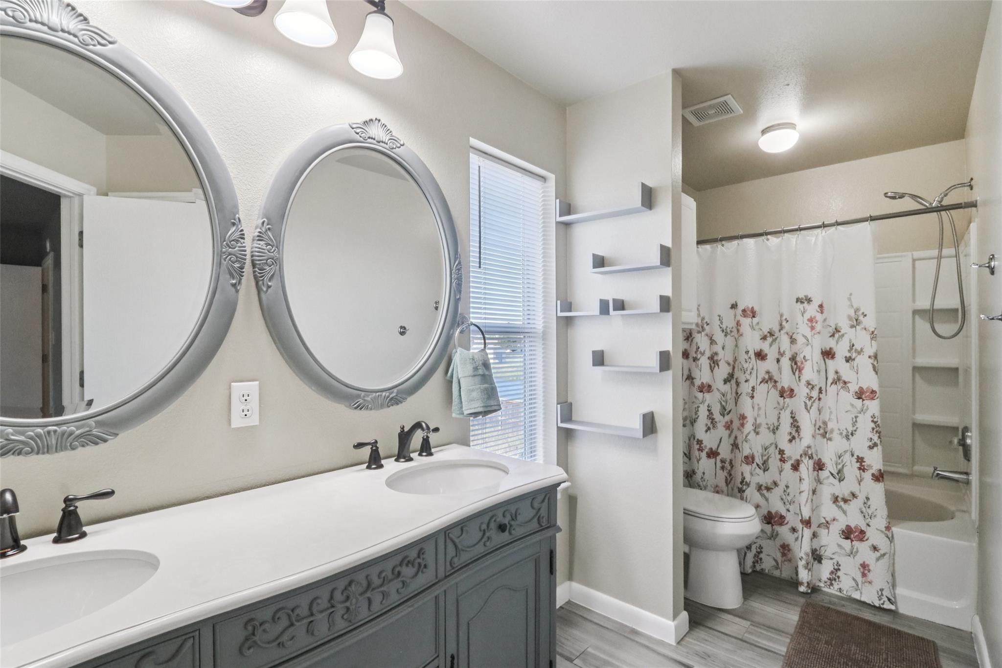 110 Trapper Trl, Bastrop, TX 78602