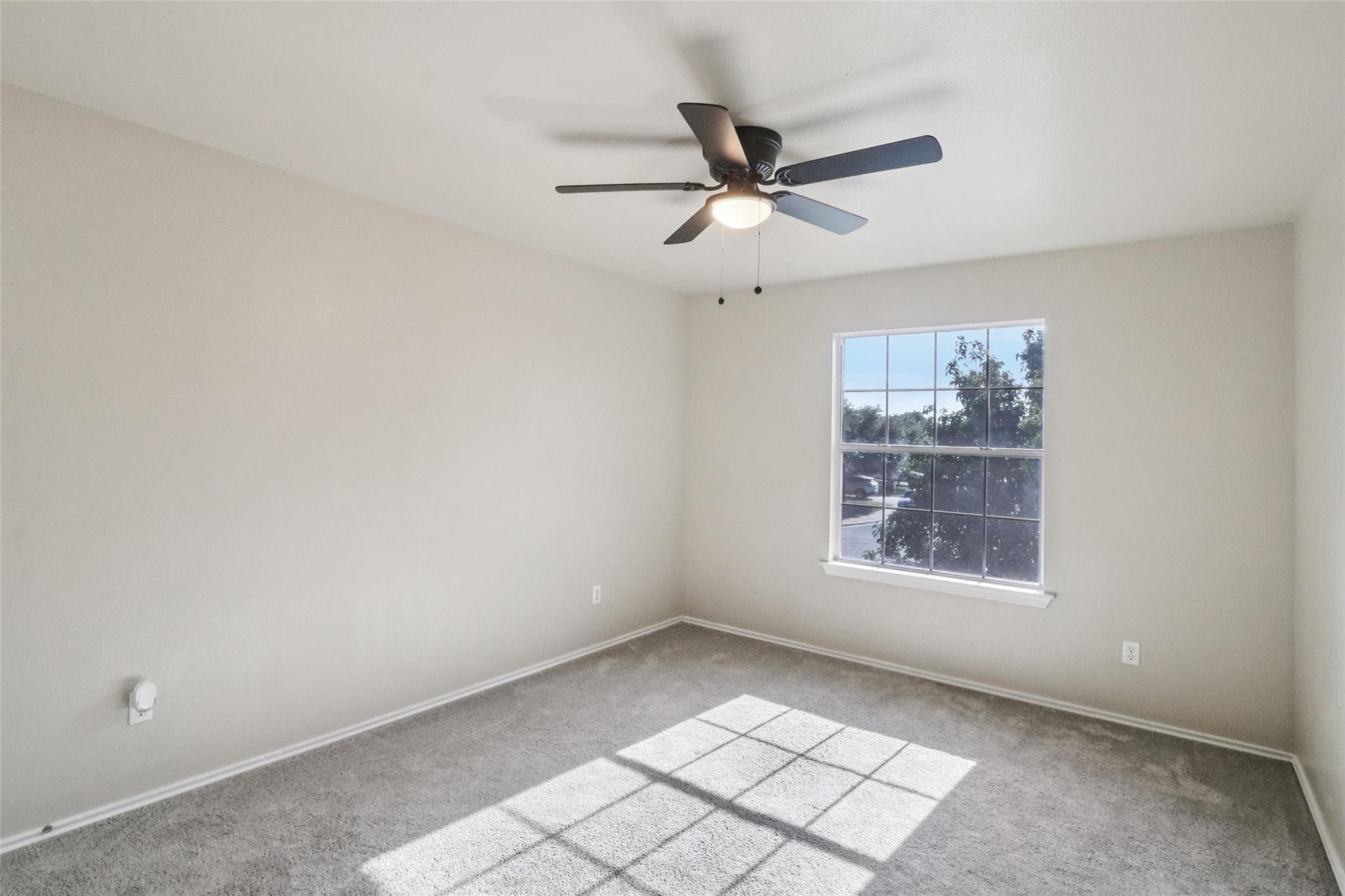 110 Trapper Trl, Bastrop, TX 78602