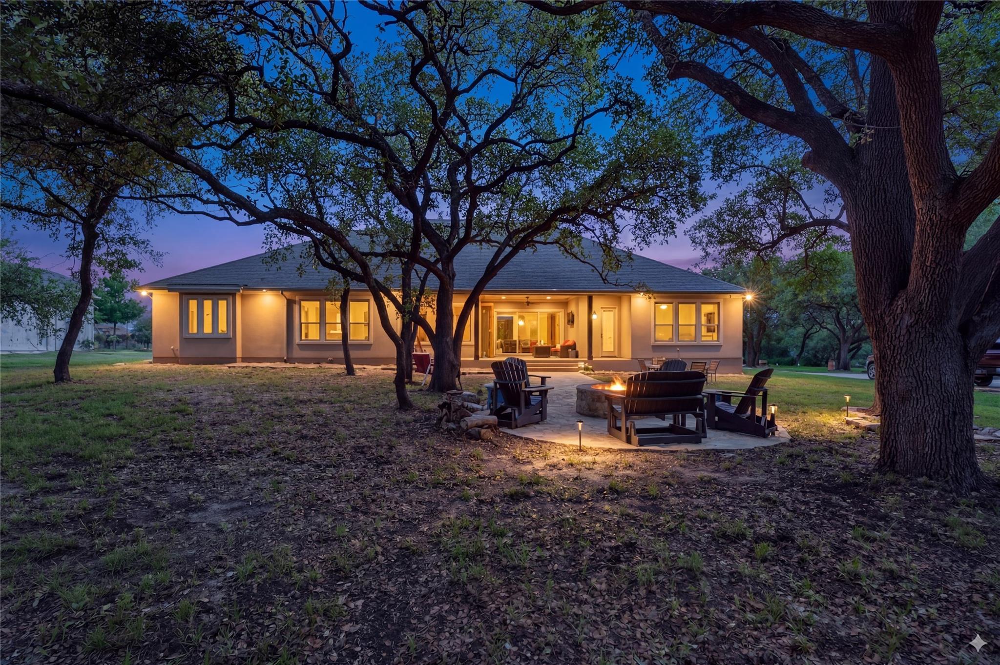 121 Umbrella Sky, Liberty Hill, TX 78642