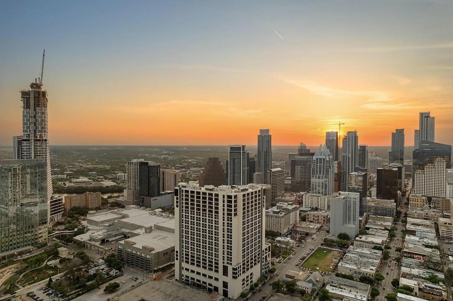 555 E 5th St # 723, Austin, TX 78701