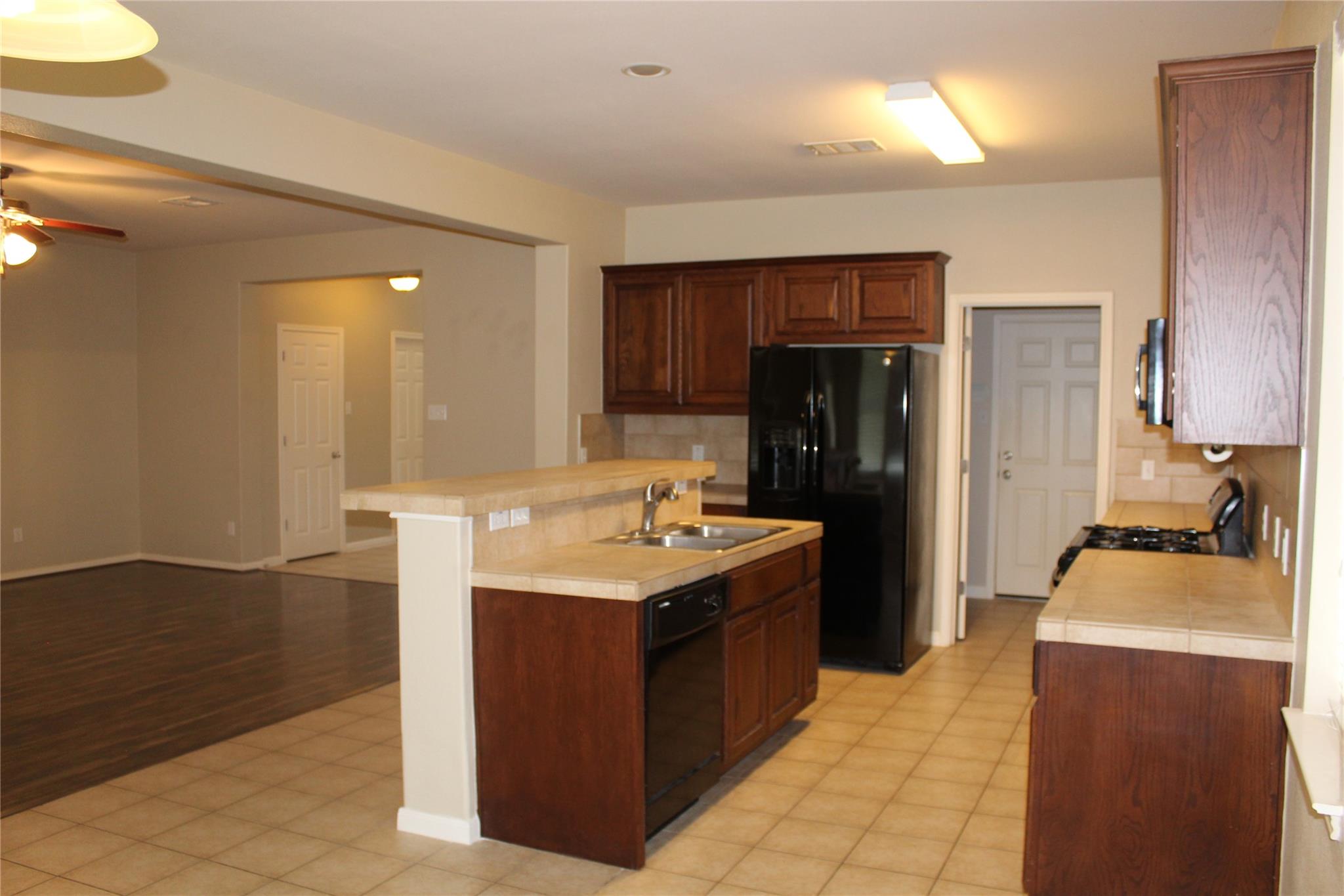 141 Silo St, San Marcos, TX 78666