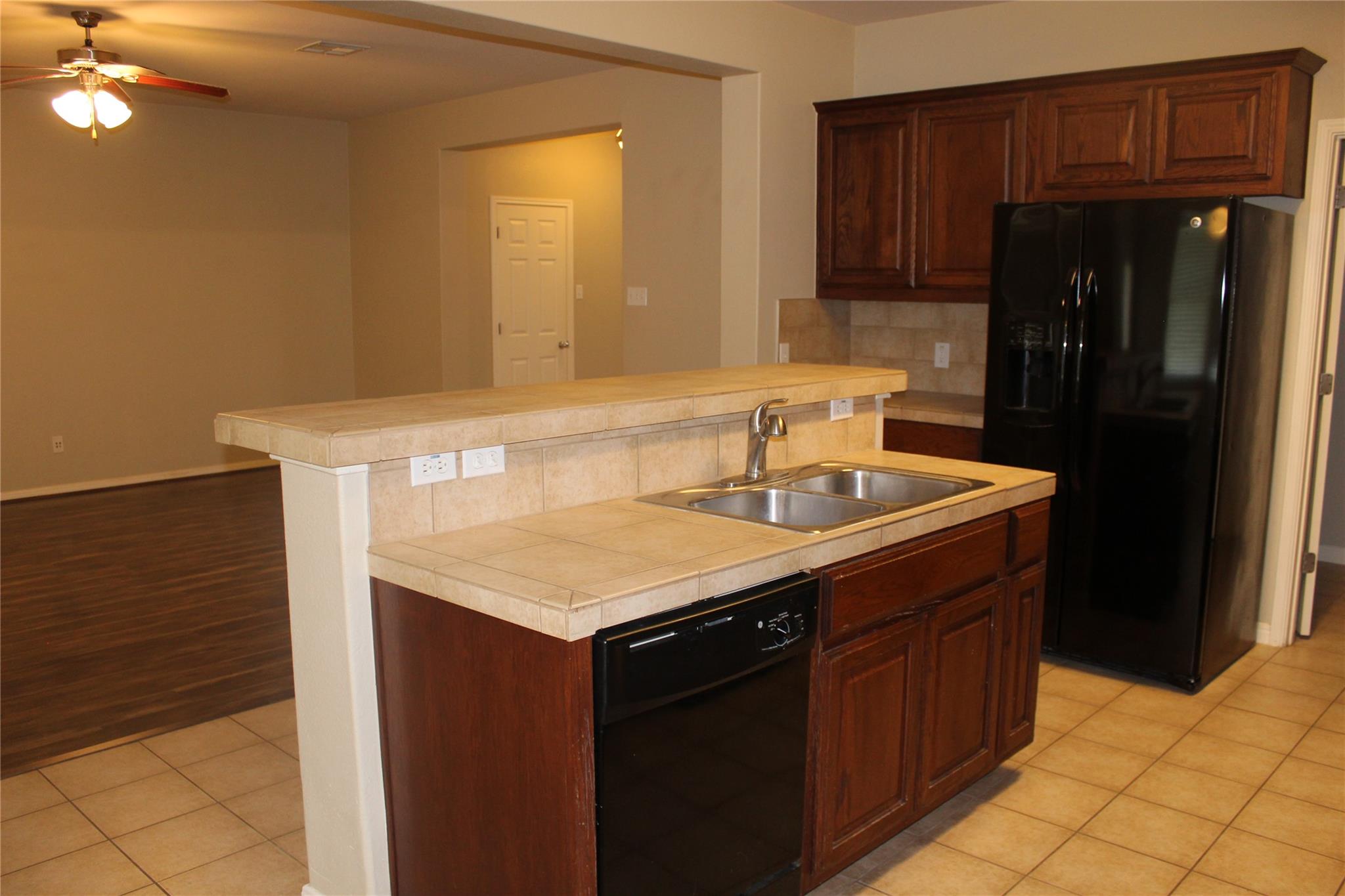 141 Silo St, San Marcos, TX 78666