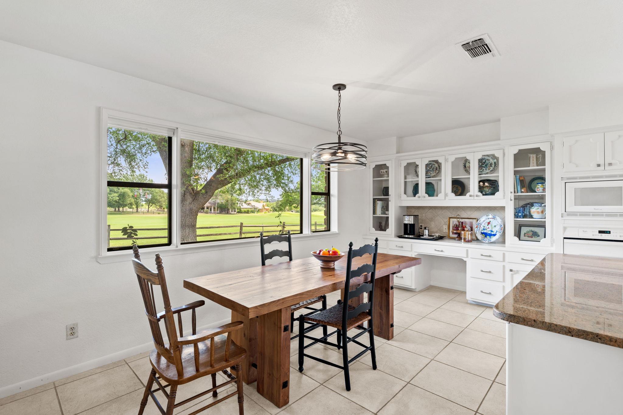 618 Hi Stirrup, Horseshoe Bay, TX 78657