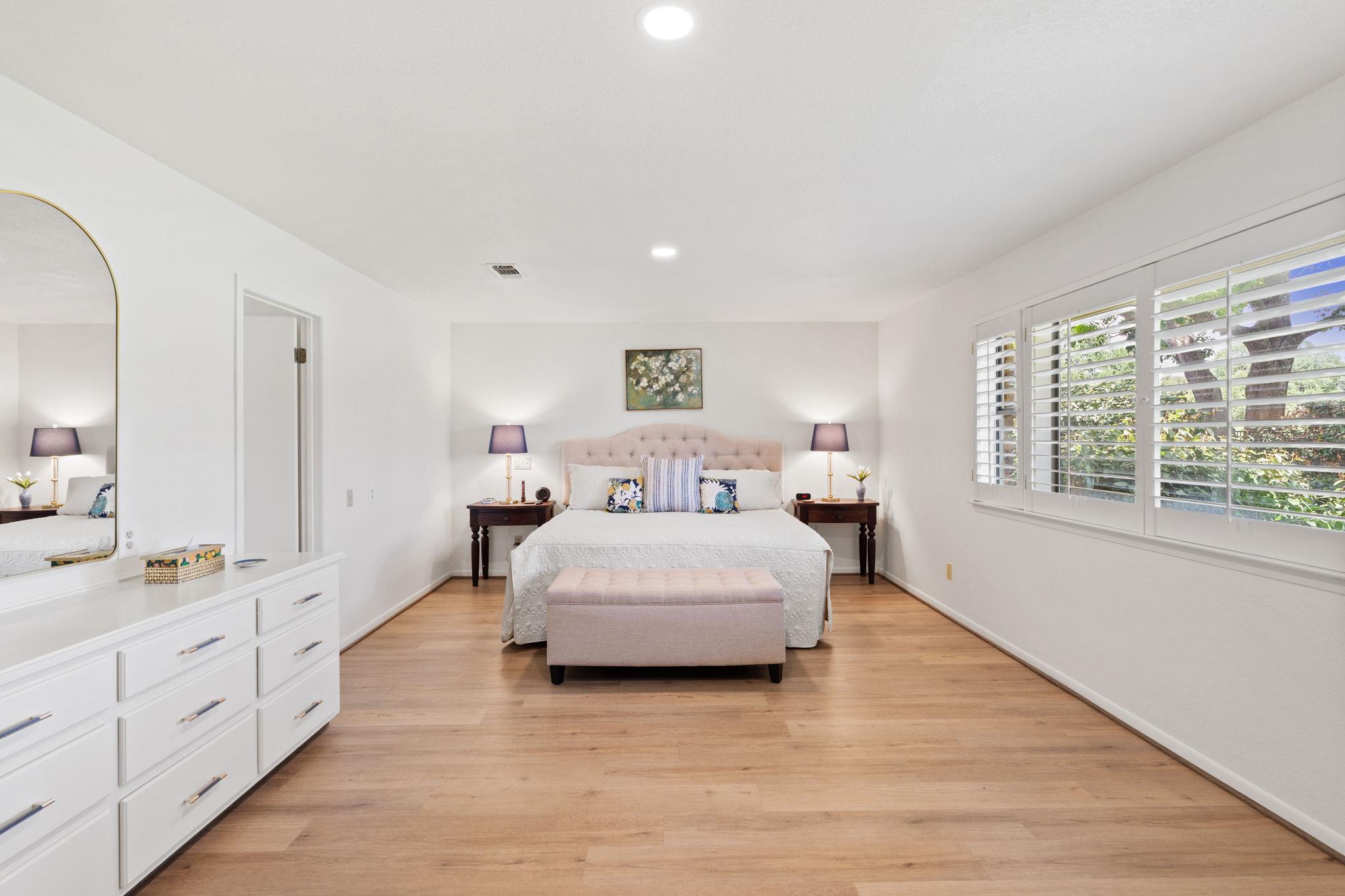 618 Hi Stirrup, Horseshoe Bay, TX 78657