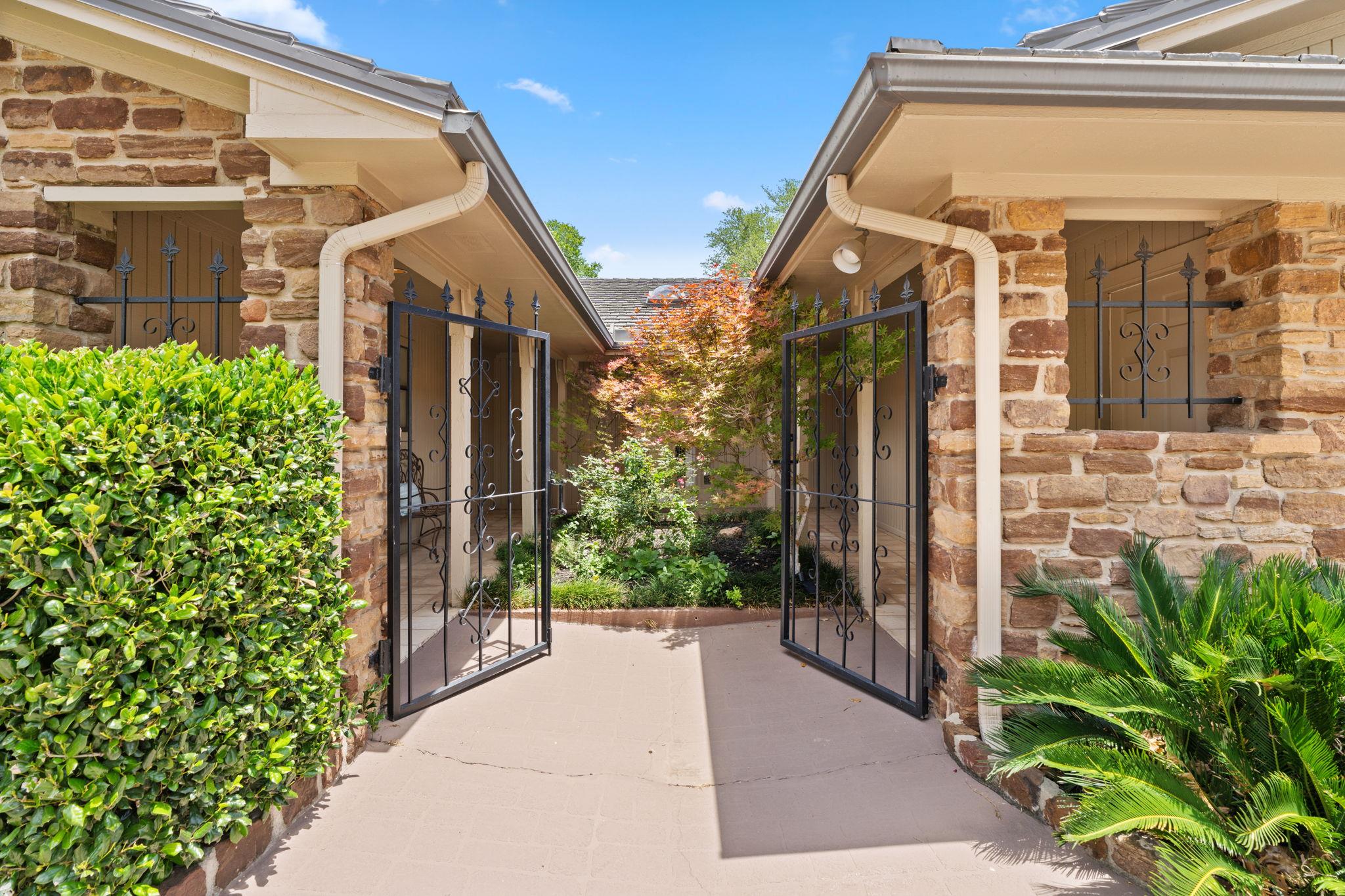 618 Hi Stirrup, Horseshoe Bay, TX 78657