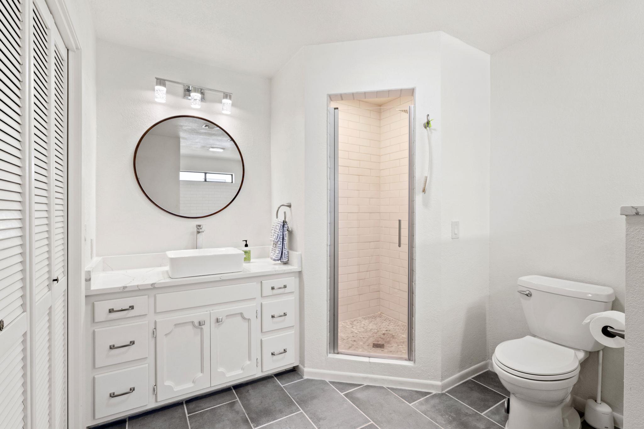 618 Hi Stirrup, Horseshoe Bay, TX 78657