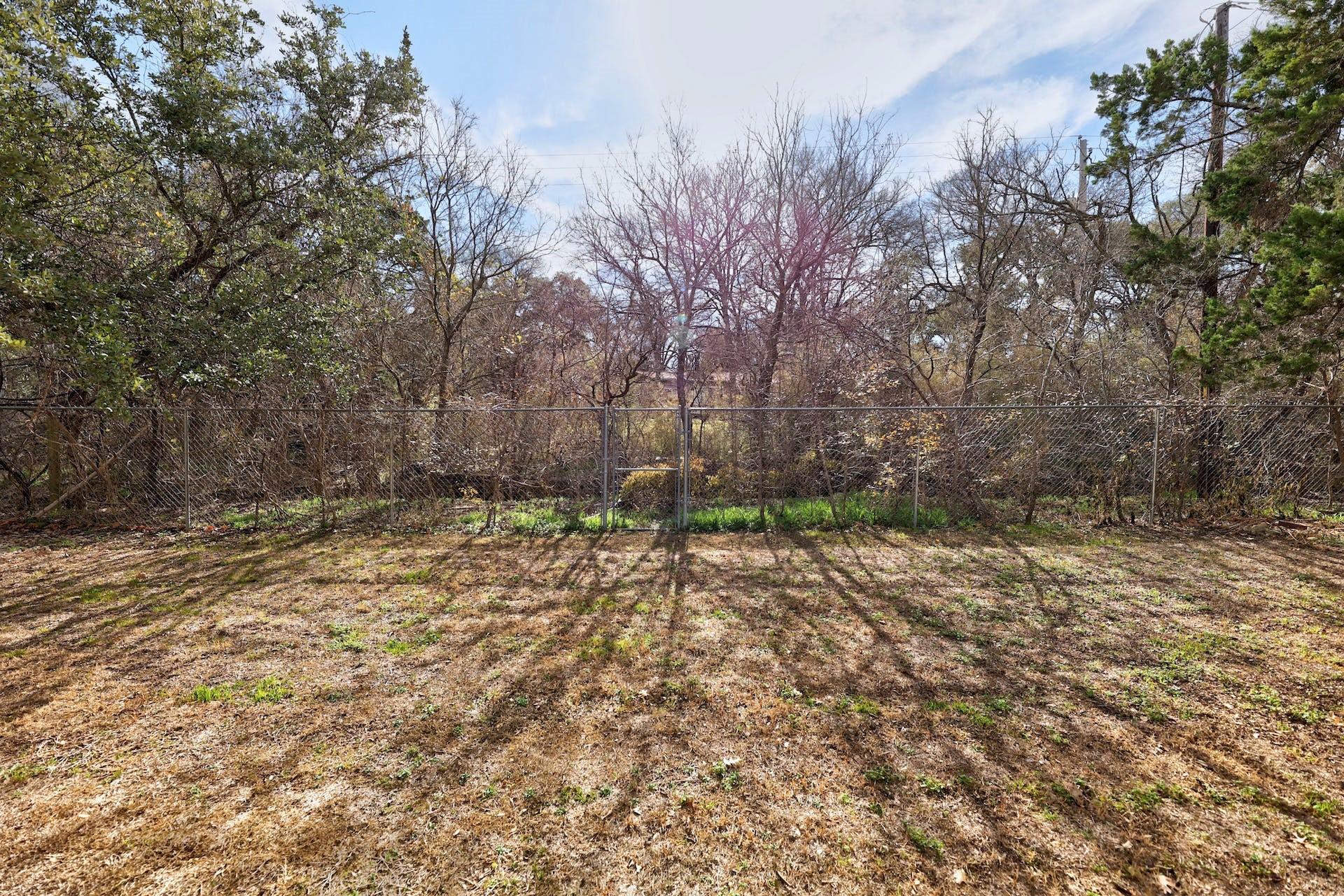 9505 Woodvale Dr, Austin, TX 78729