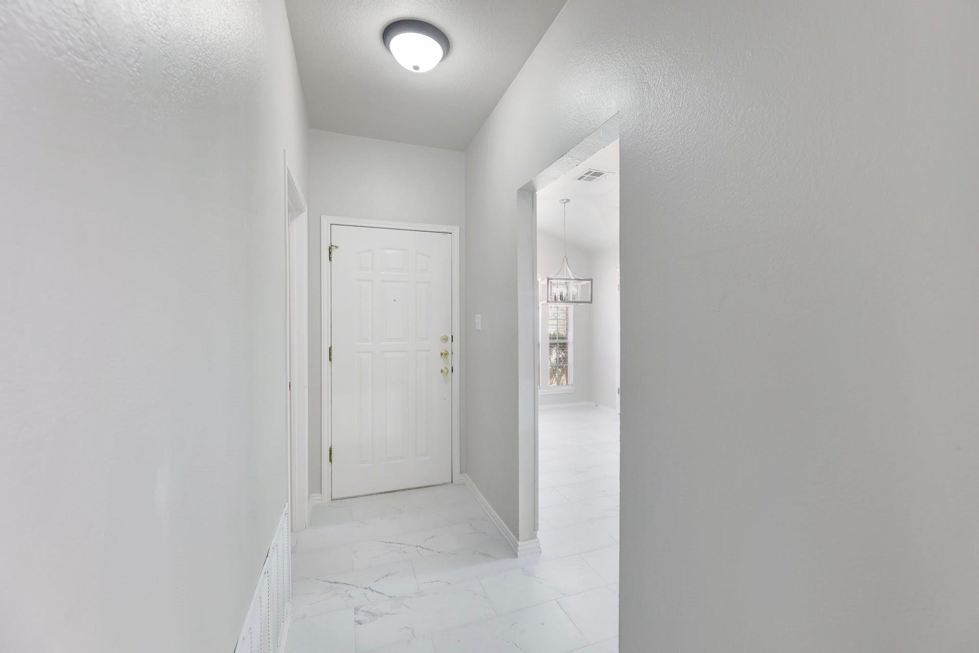9505 Woodvale Dr, Austin, TX 78729