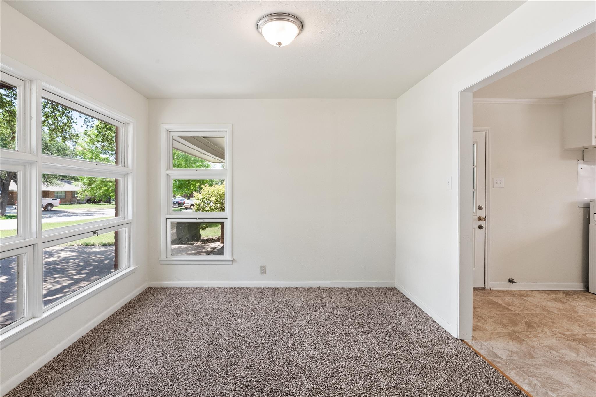 2904 W Avenue R, Temple, TX 76504