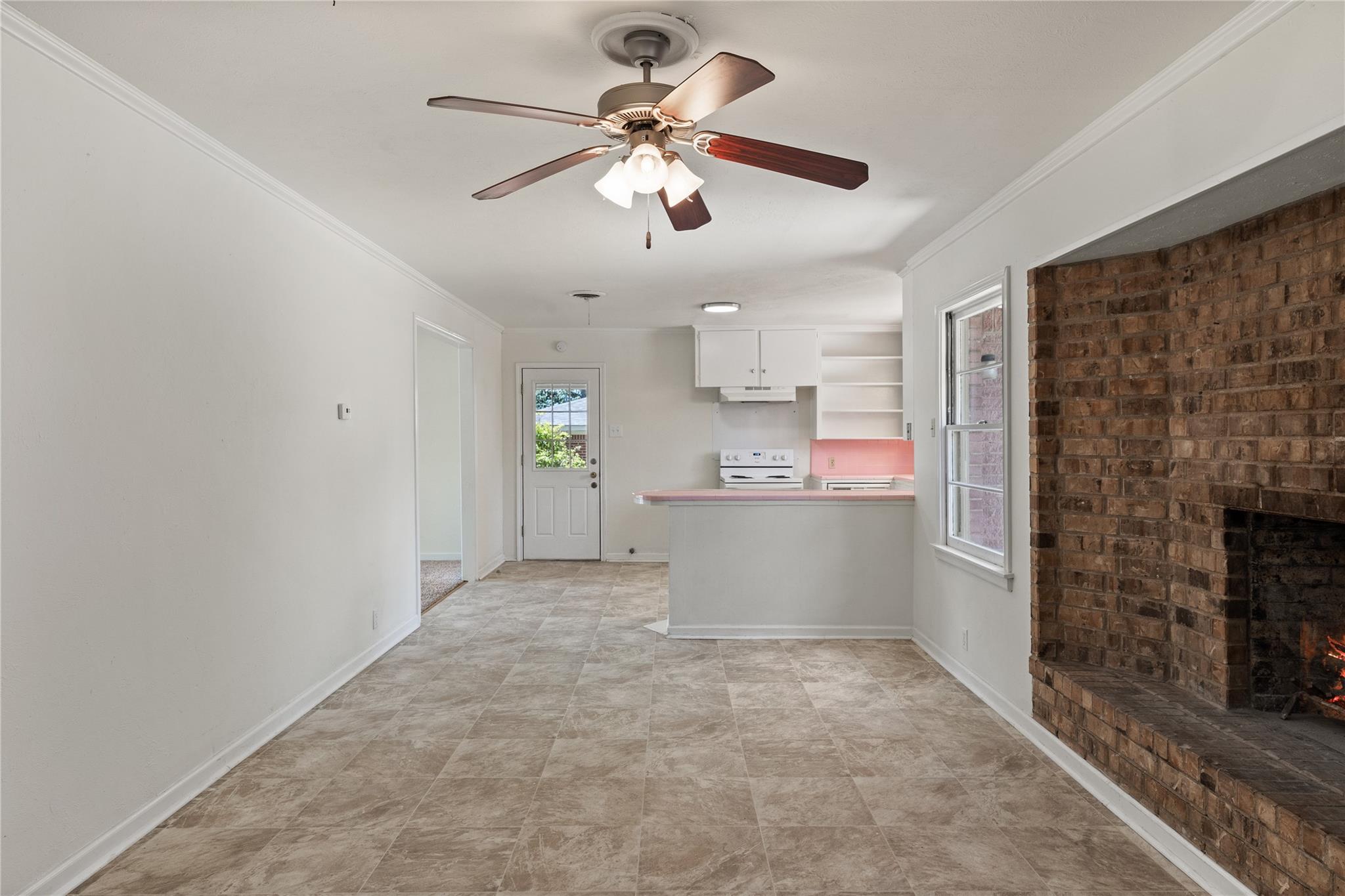 2904 W Avenue R, Temple, TX 76504