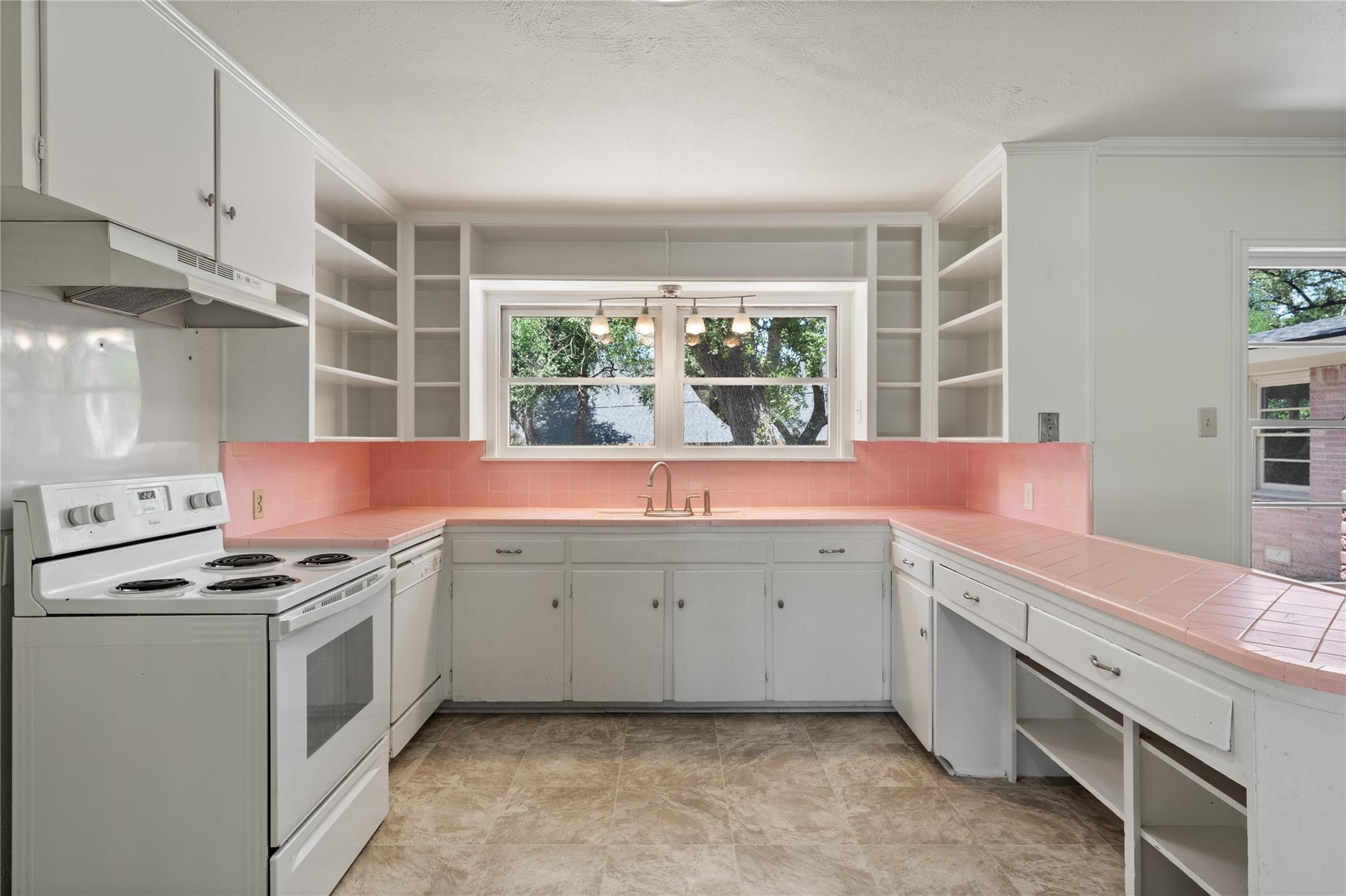 2904 W Avenue R, Temple, TX 76504