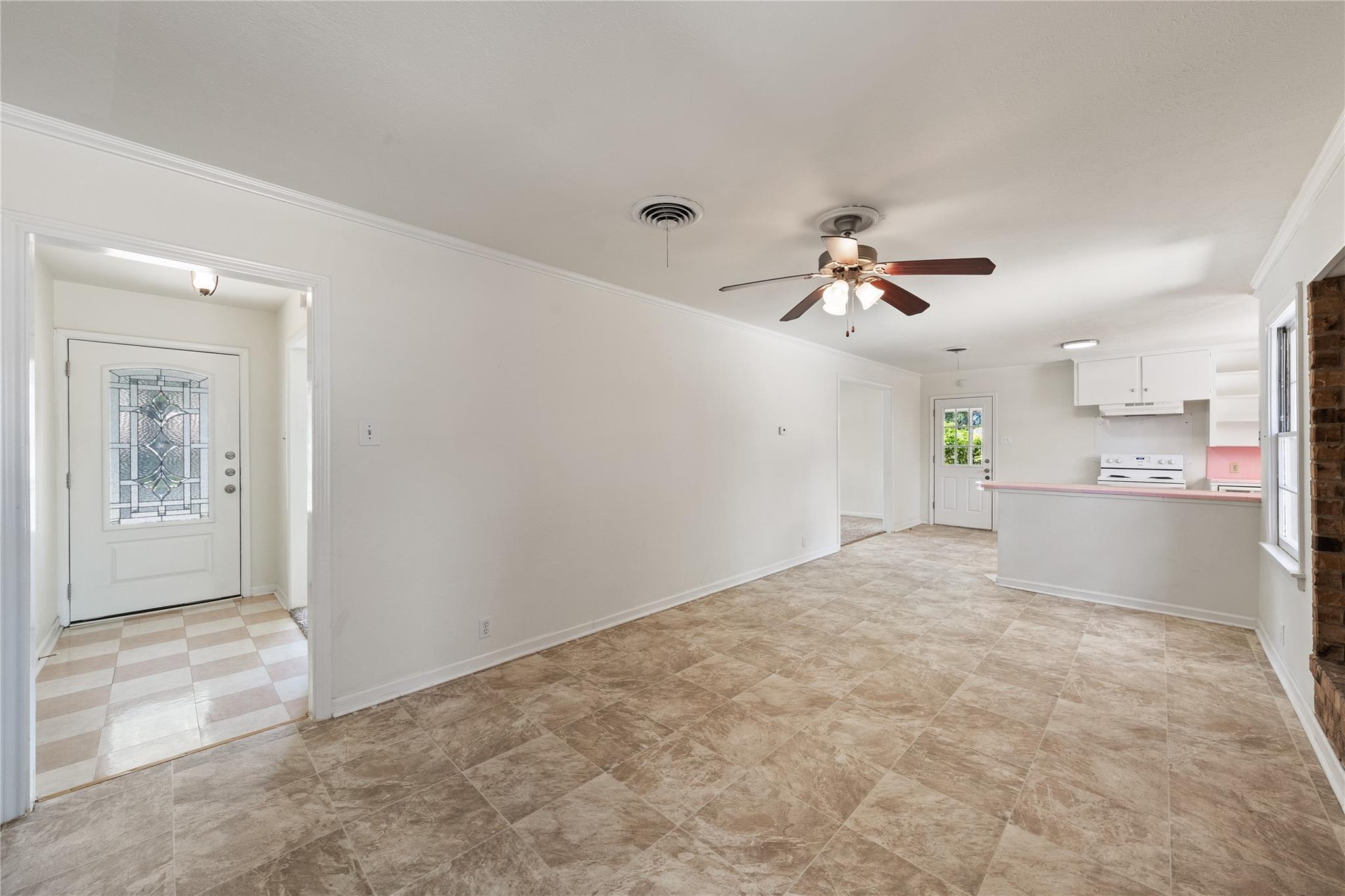 2904 W Avenue R, Temple, TX 76504