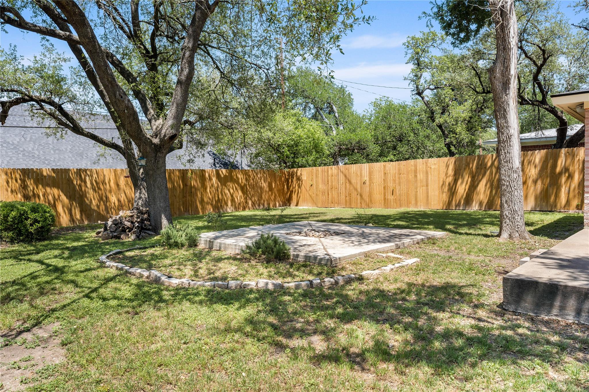 2904 W Avenue R, Temple, TX 76504