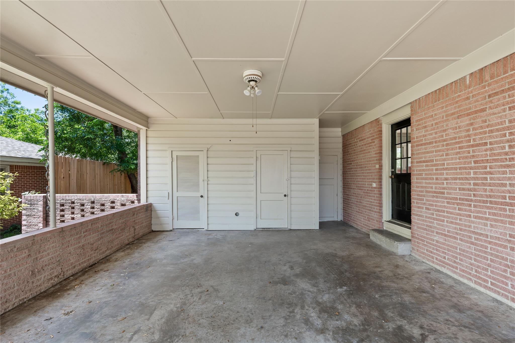 2904 W Avenue R, Temple, TX 76504